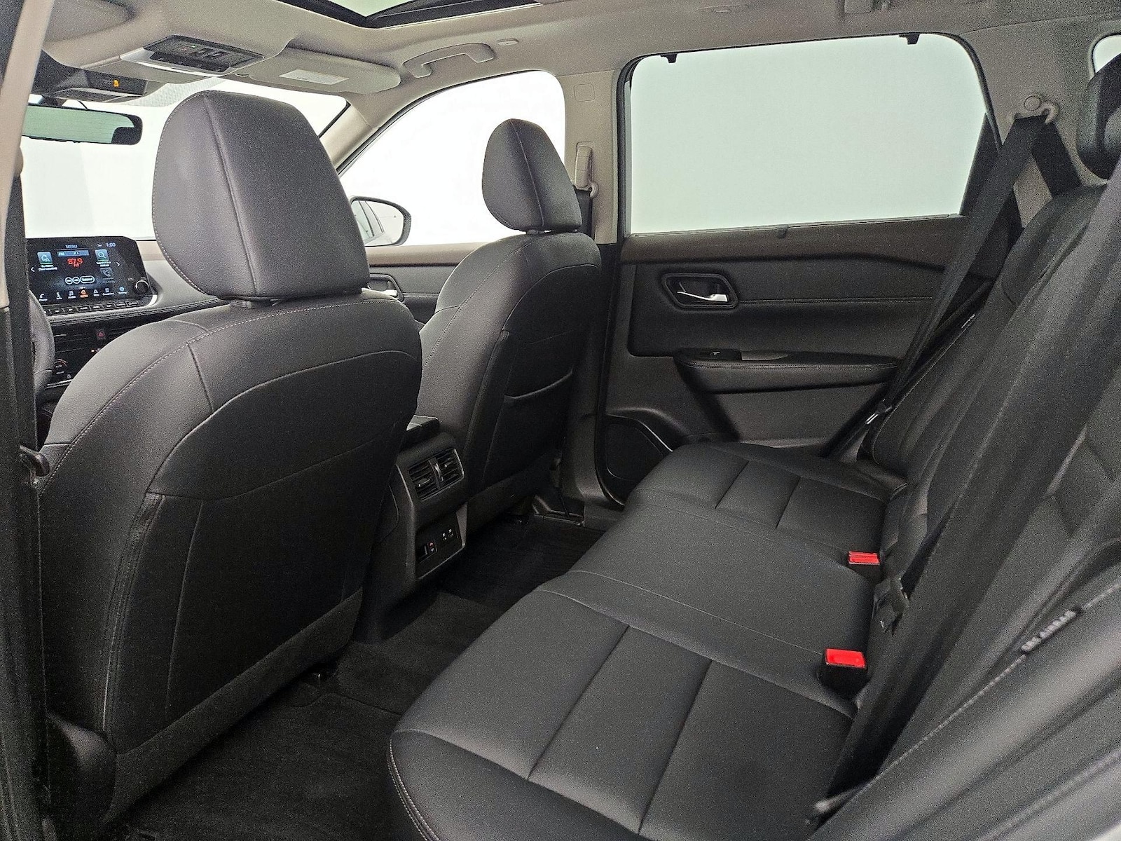 2023 Nissan Rogue SL - Photo 22