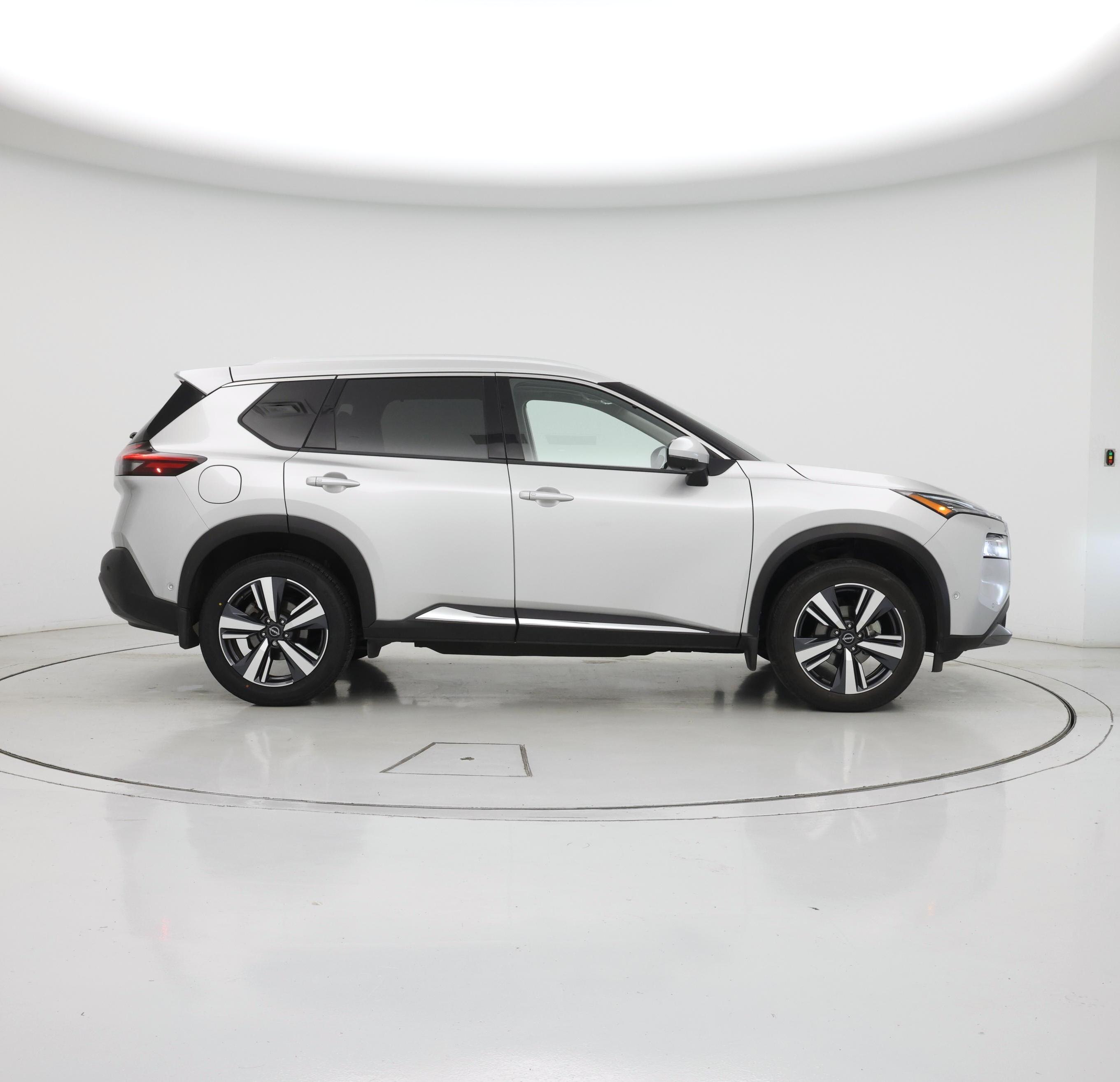 Thumbnail: 2023 Nissan Rogue - 7