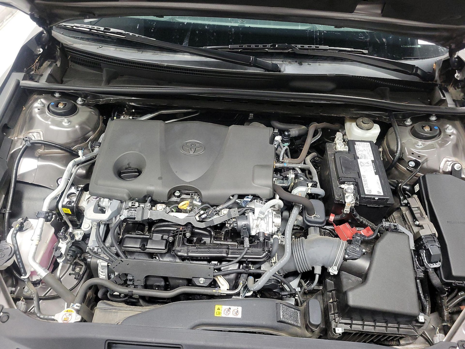 2024 Toyota Camry SE - Photo 21
