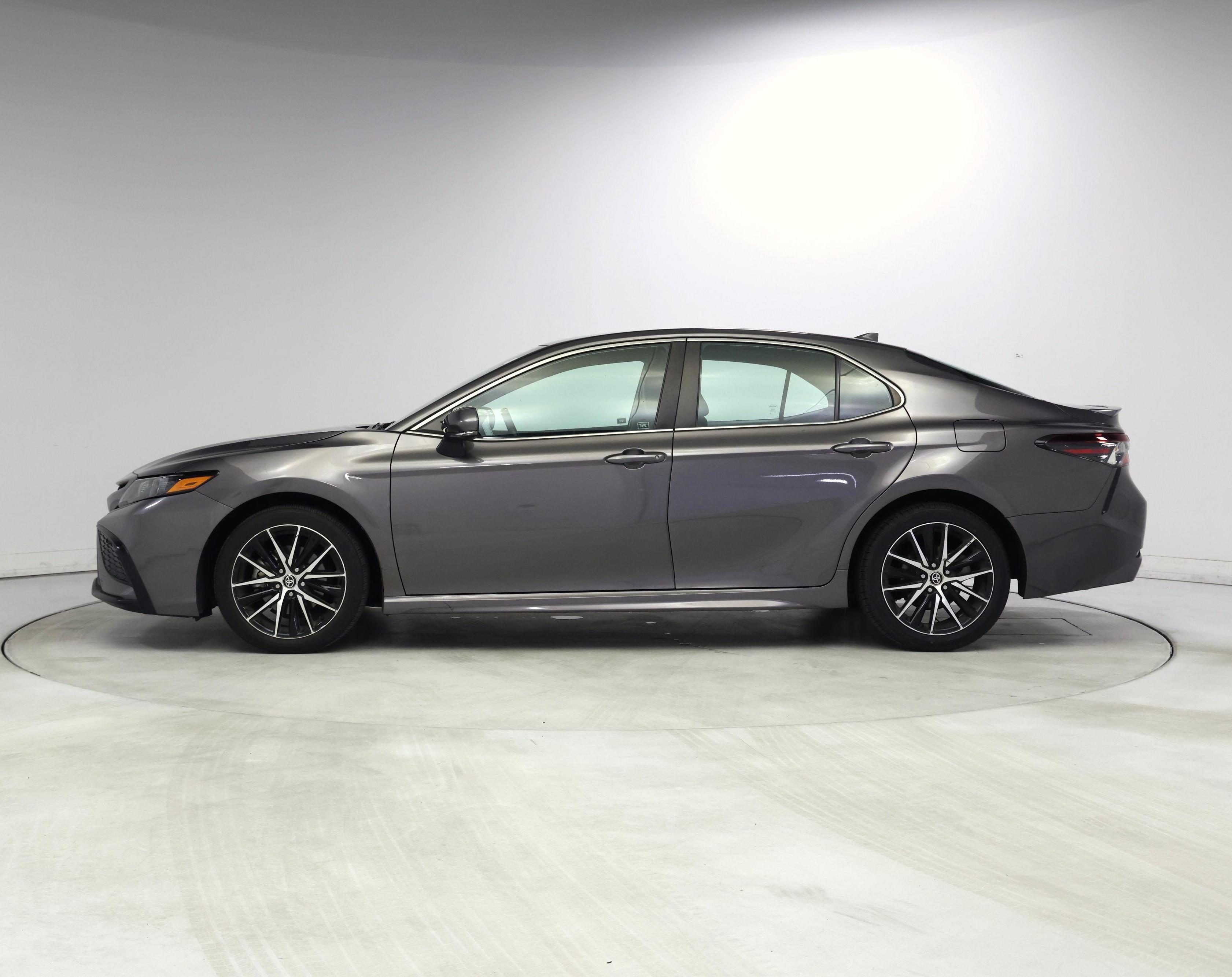 Thumbnail: 2024 Toyota Camry - 3