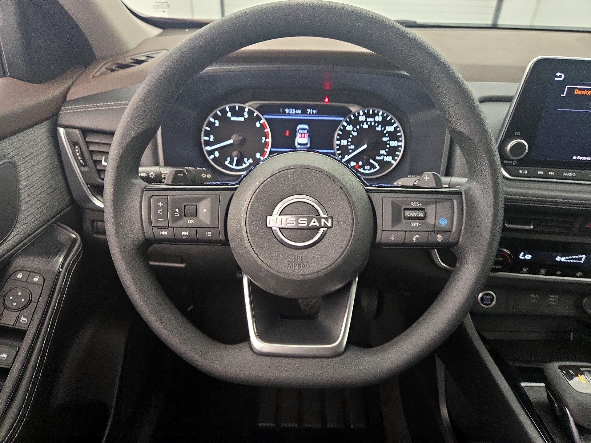 Thumbnail: 2023 Nissan Rogue - 10