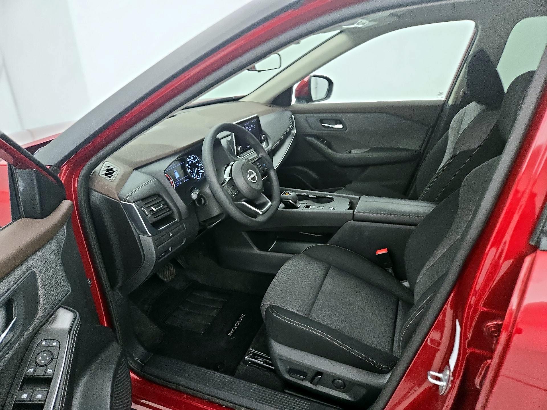 Thumbnail: 2023 Nissan Rogue - 11