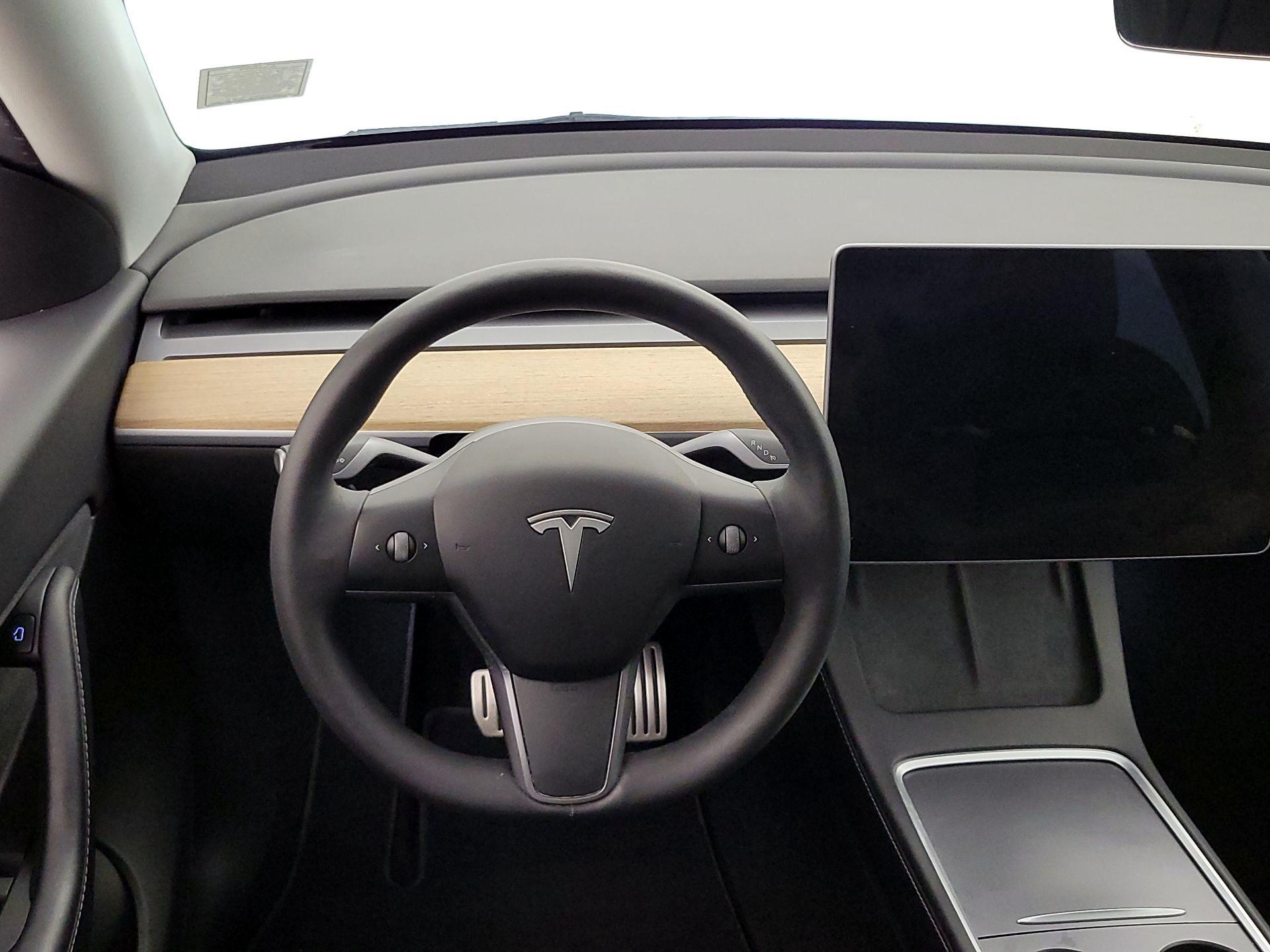 Thumbnail: 2022 Tesla Model Y - 10