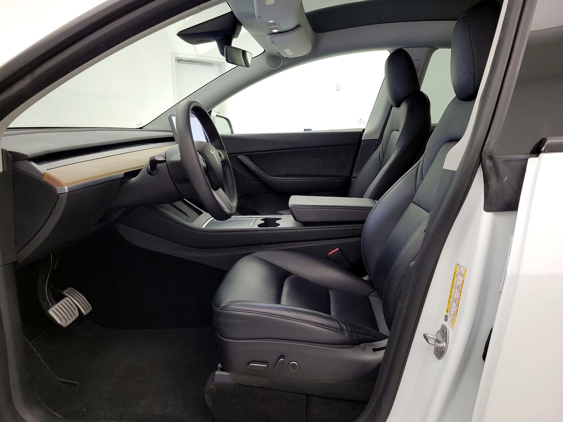 Thumbnail: 2022 Tesla Model Y - 11