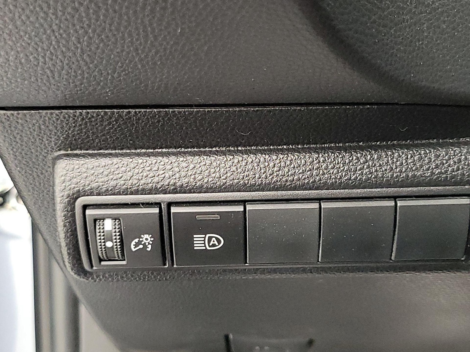 2022 Toyota Corolla LE - Photo 14