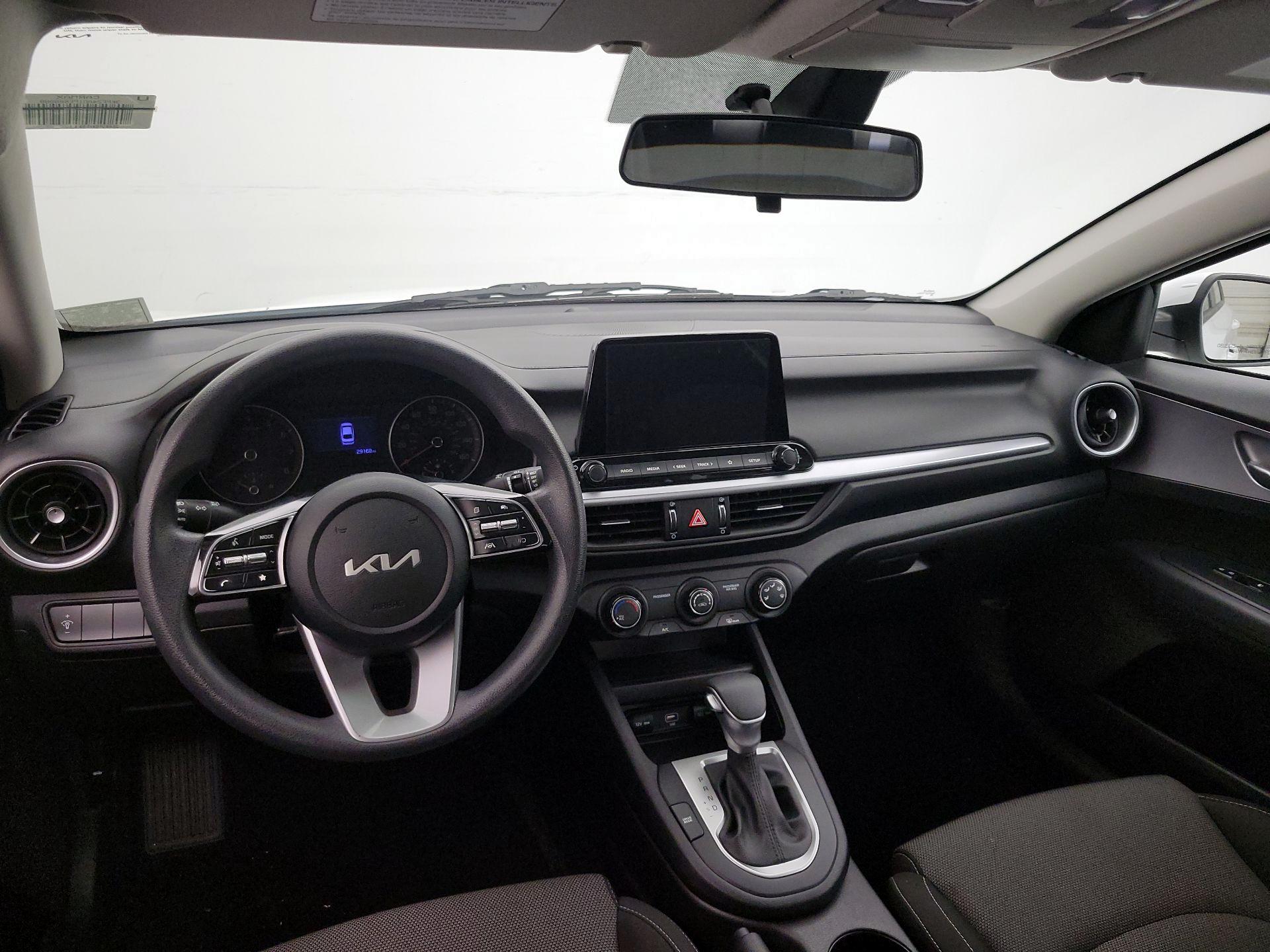 Thumbnail: 2023 Kia Forte - 9