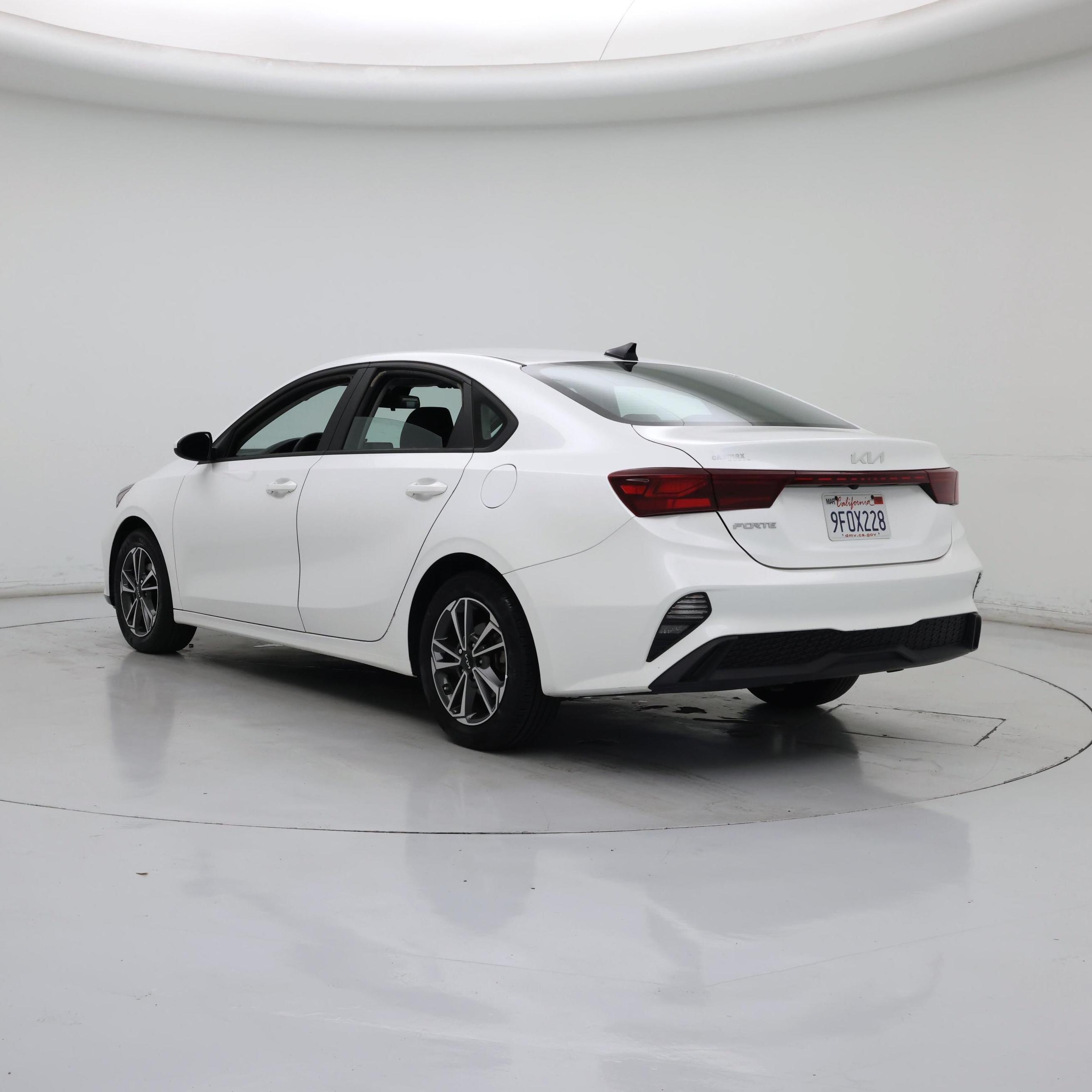 Thumbnail: 2023 Kia Forte - 2