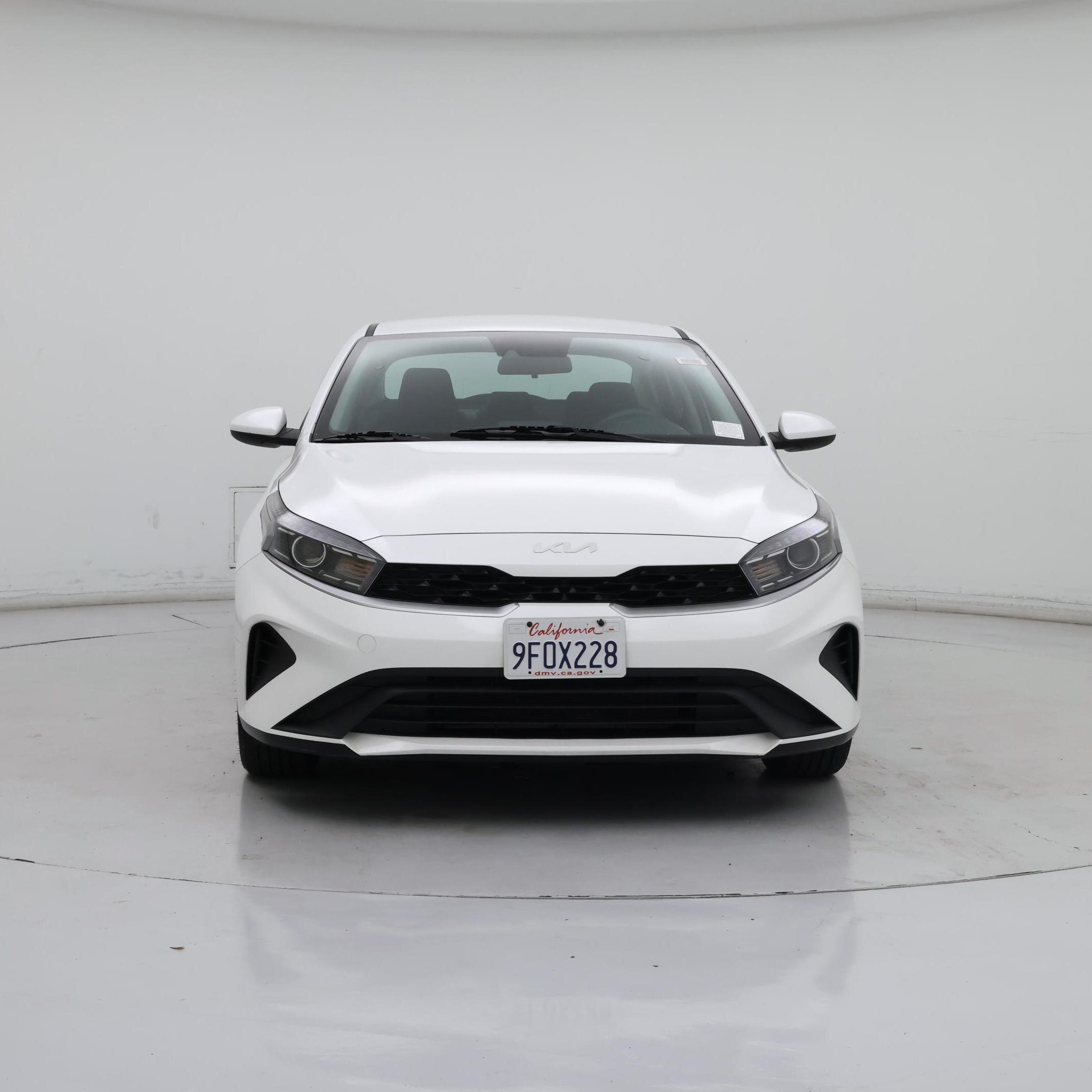 Thumbnail: 2023 Kia Forte - 5