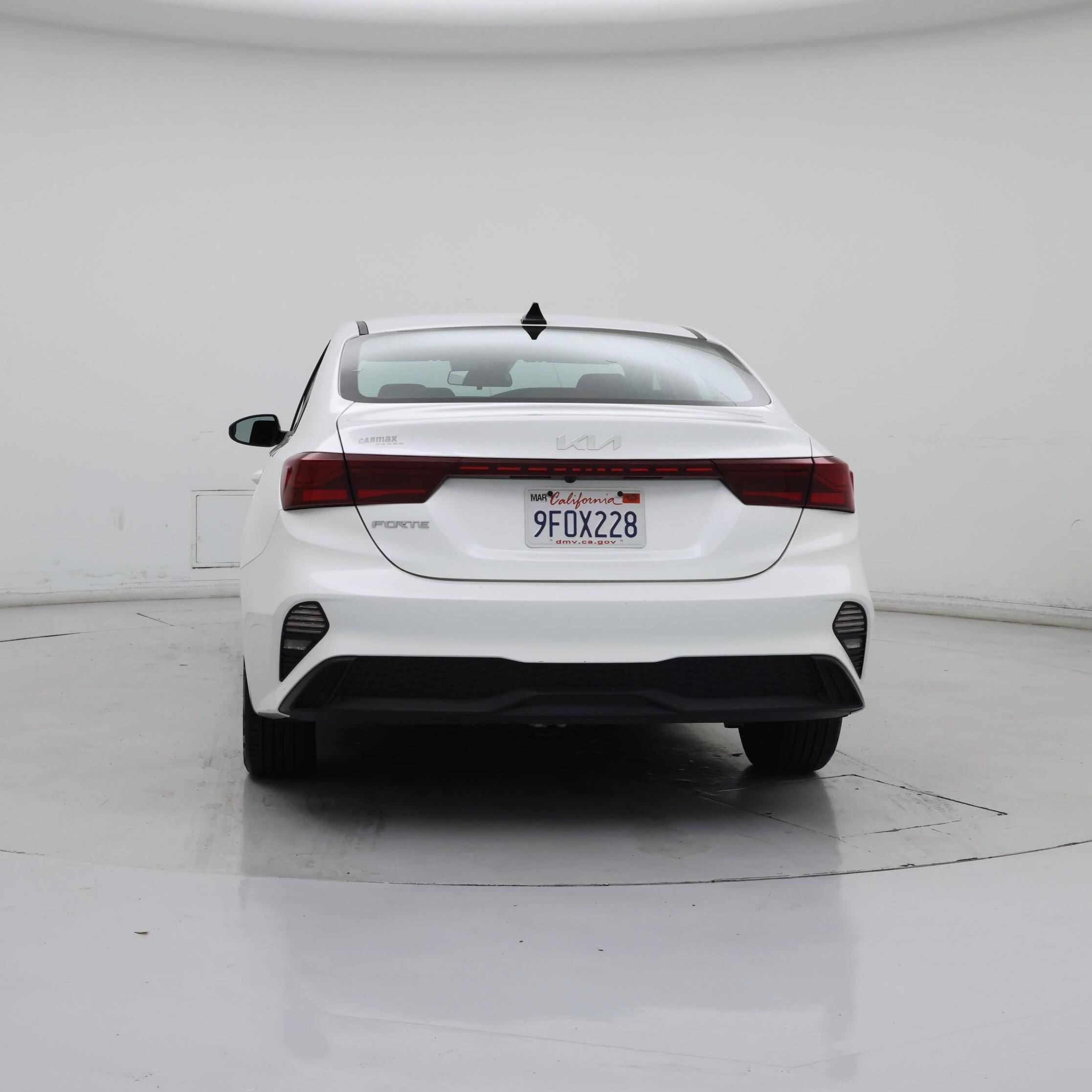 Thumbnail: 2023 Kia Forte - 6