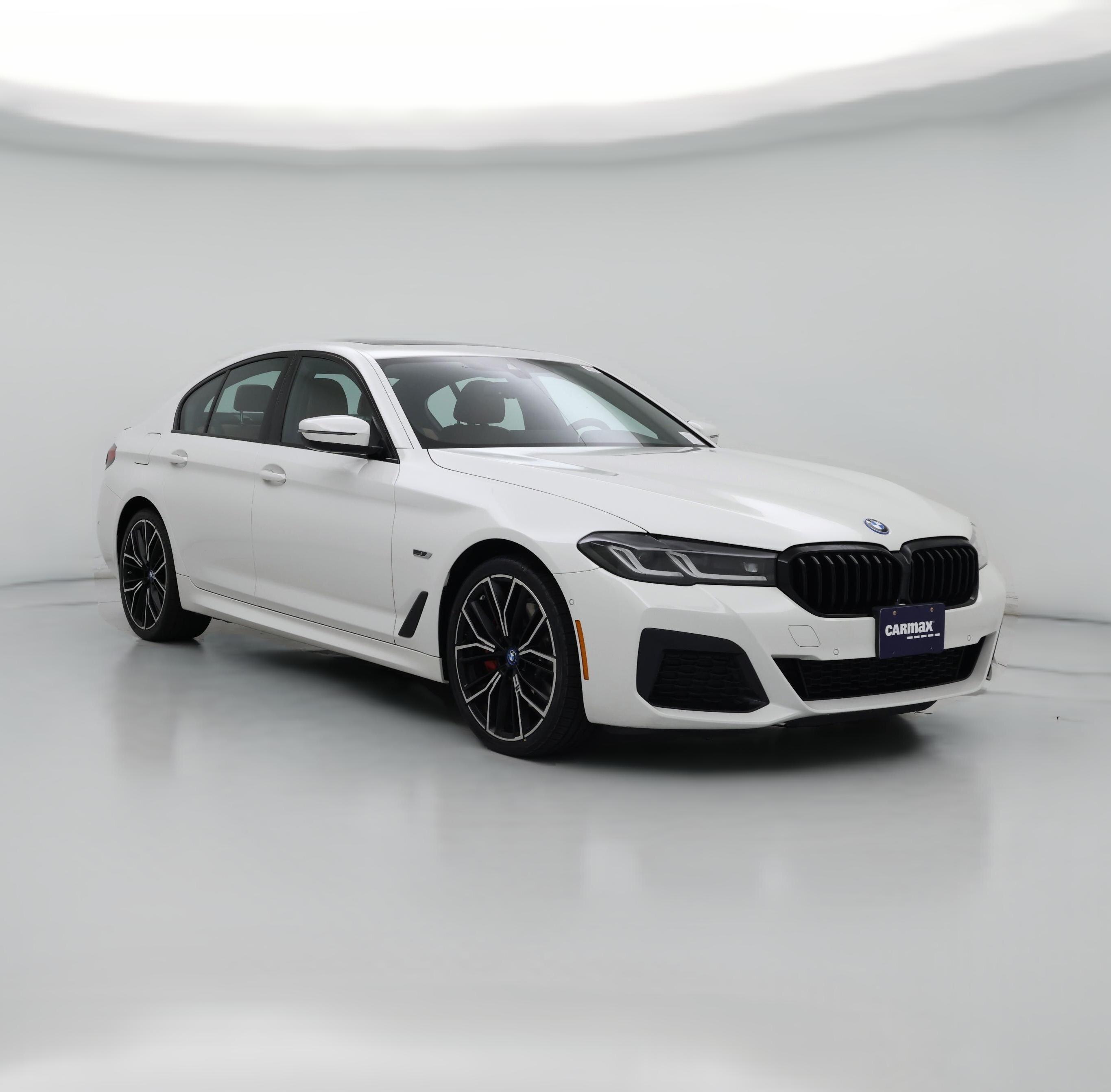 Thumbnail: 2023 BMW 5 Series - 1