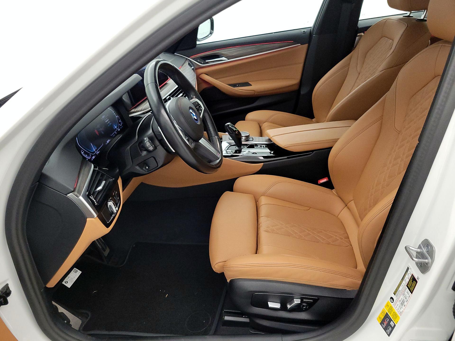 Thumbnail: 2023 BMW 5 Series - 11