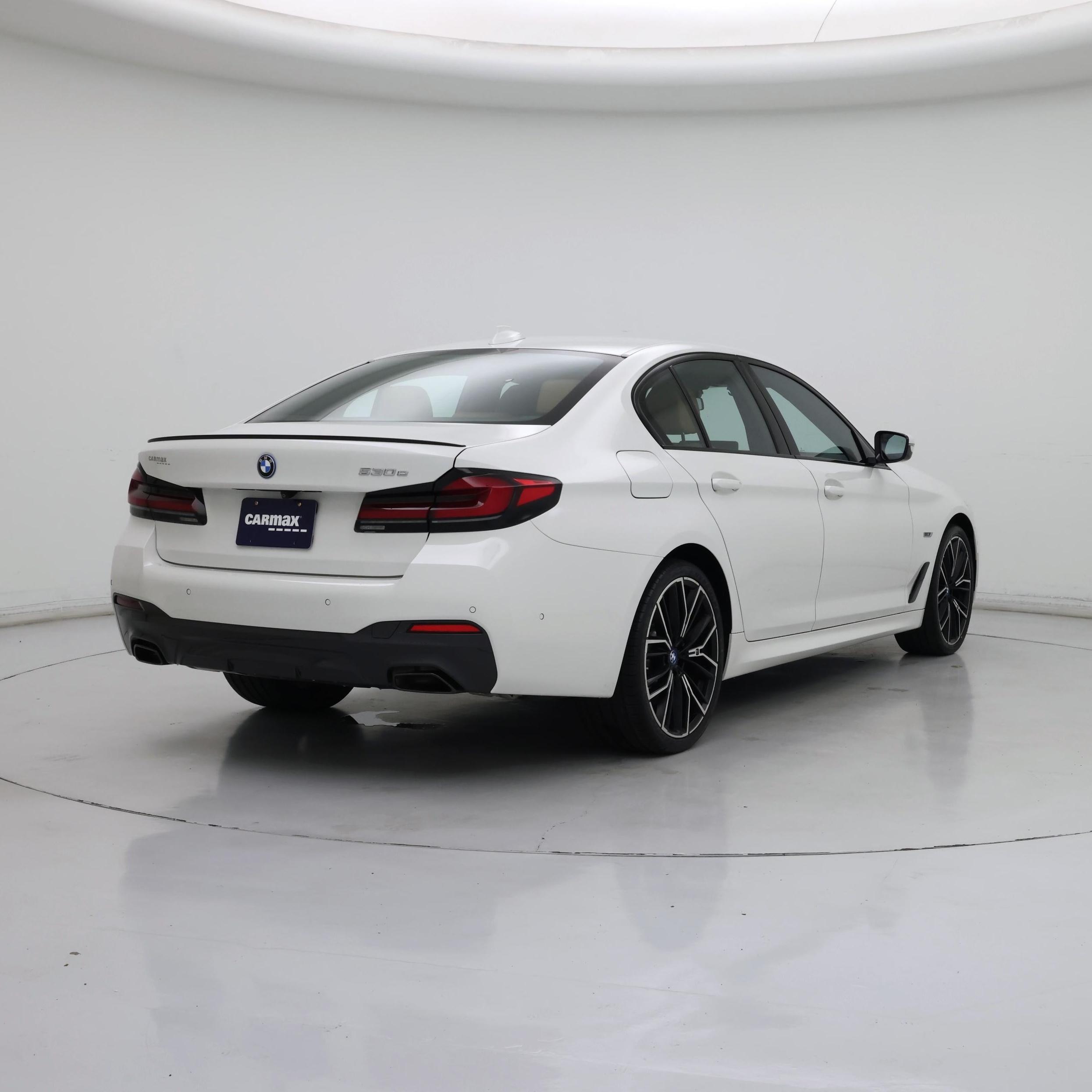 Thumbnail: 2023 BMW 5 Series - 8