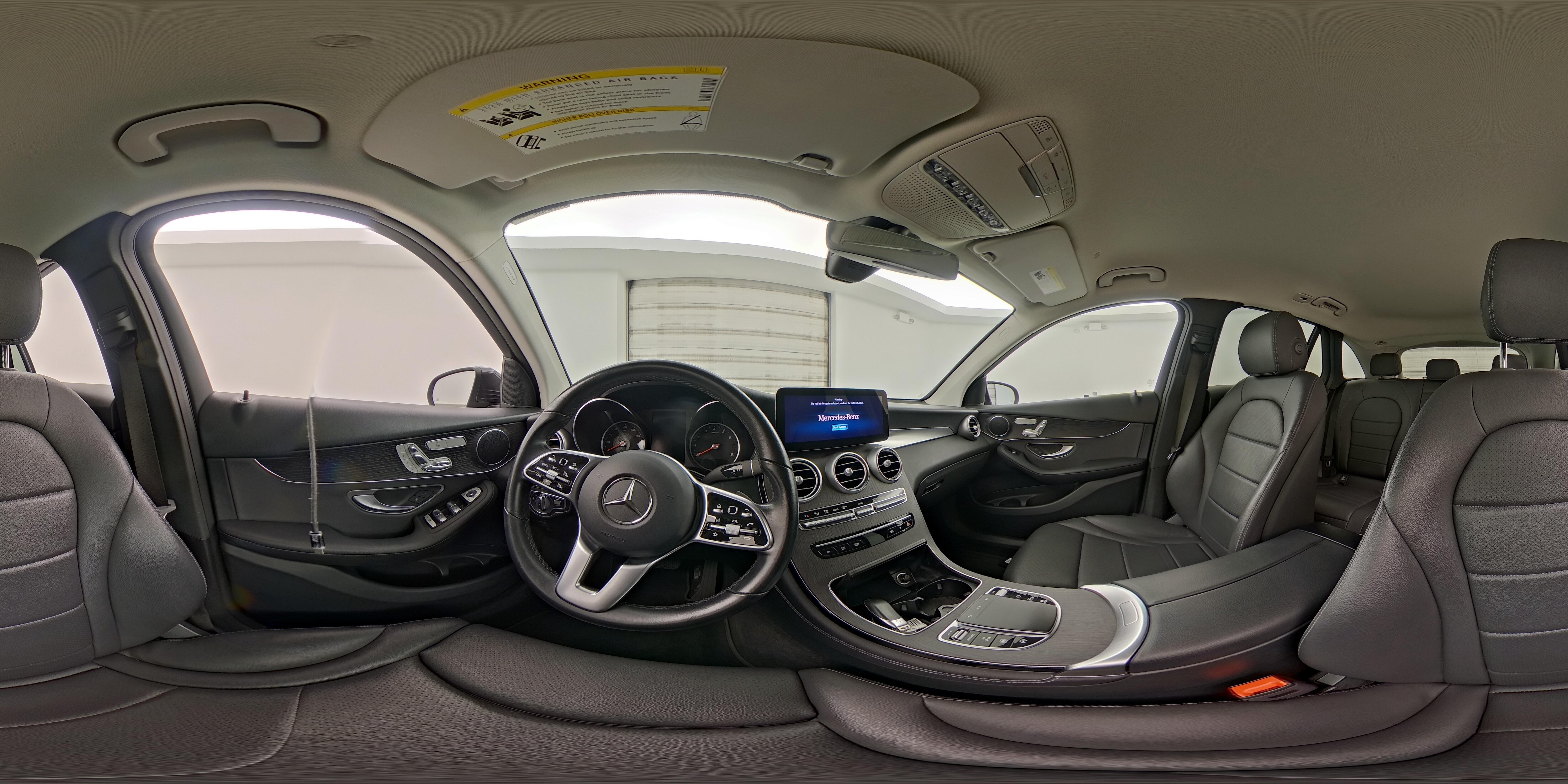 2021 Mercedes-Benz GLC GLC300 - Photo 26