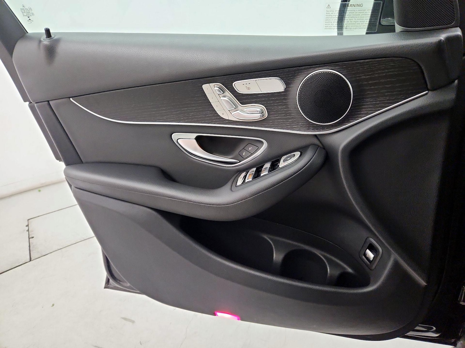 2021 Mercedes-Benz GLC GLC300 - Photo 13