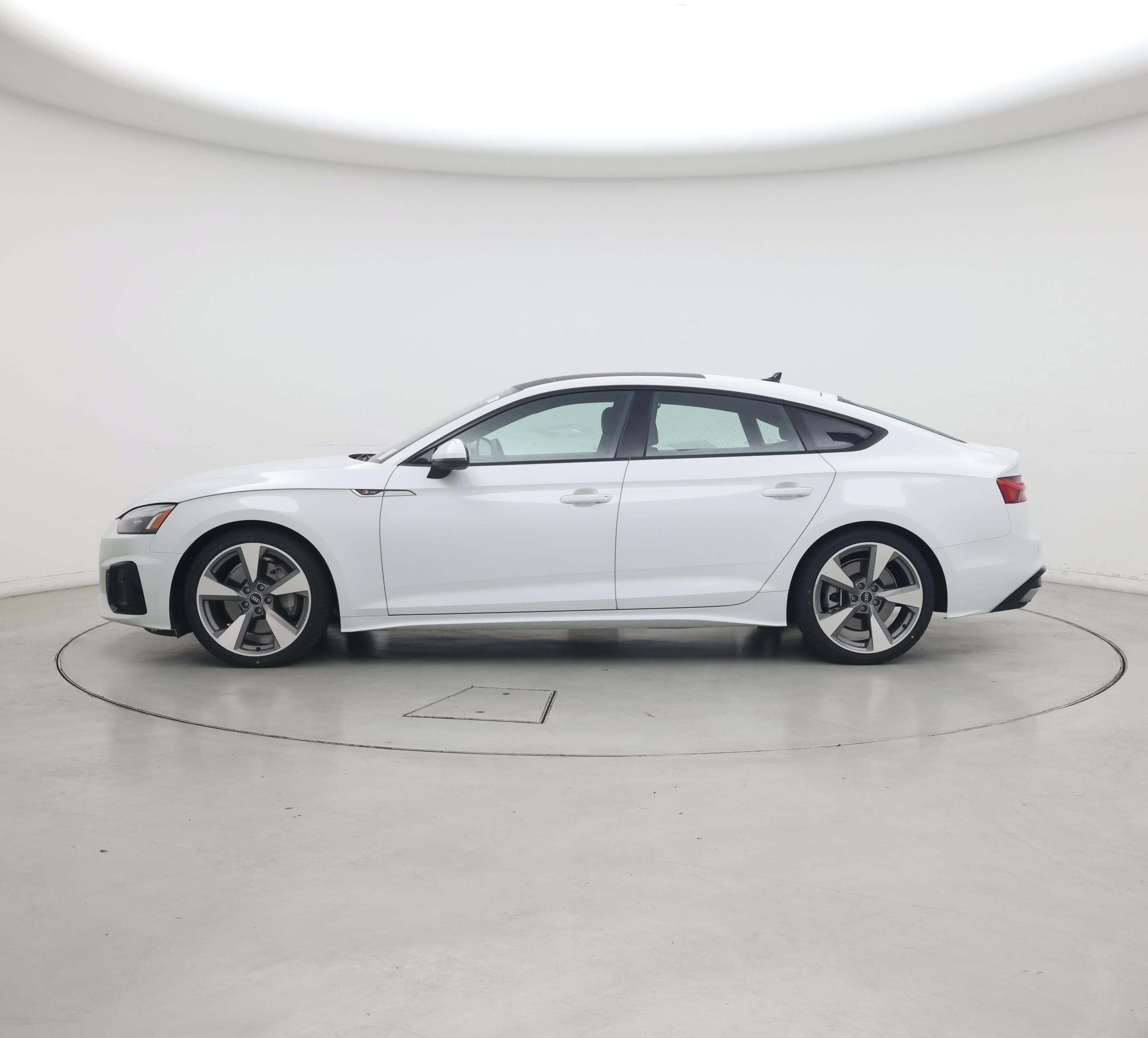 Thumbnail: 2021 Audi A5 - 3