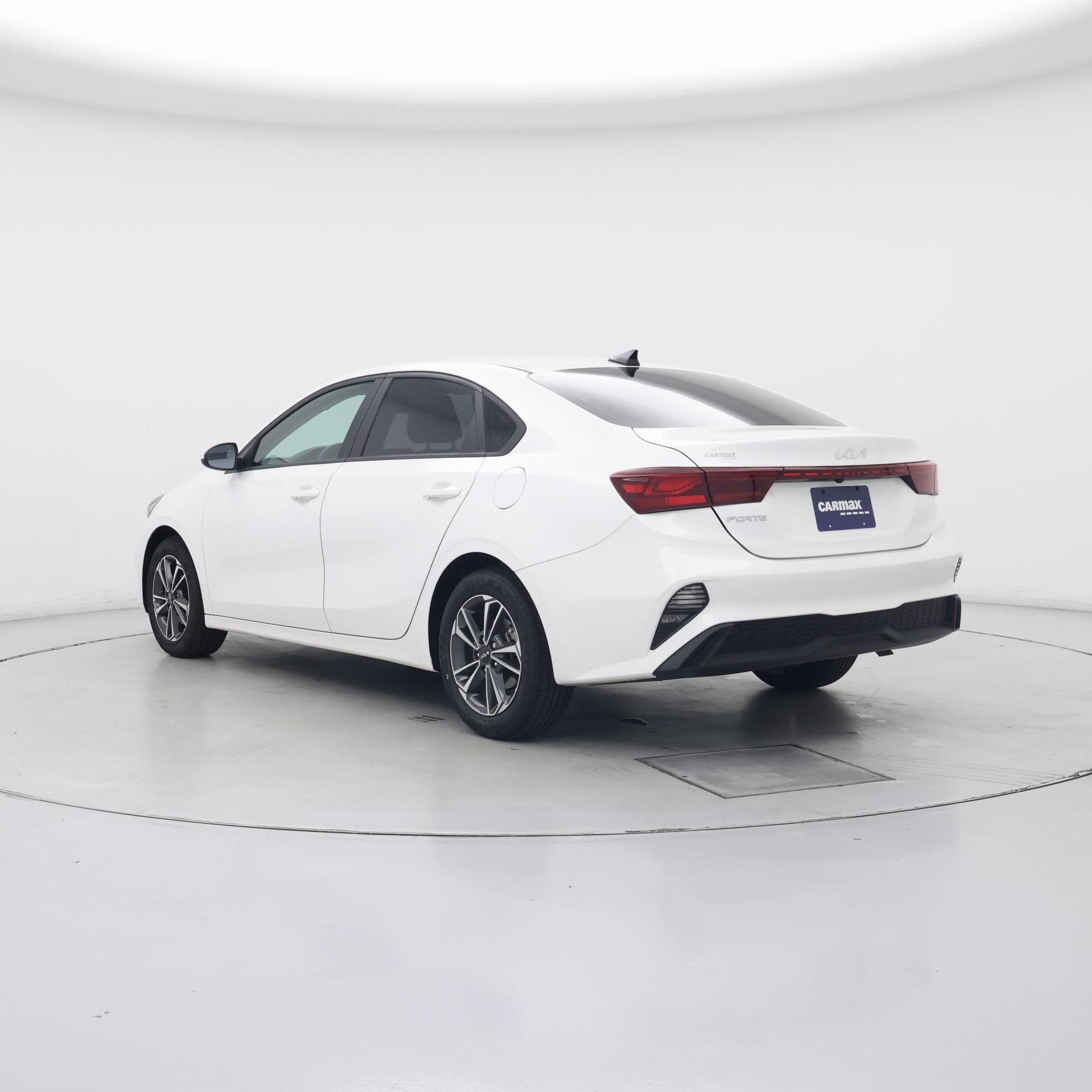Thumbnail: 2023 Kia Forte - 2