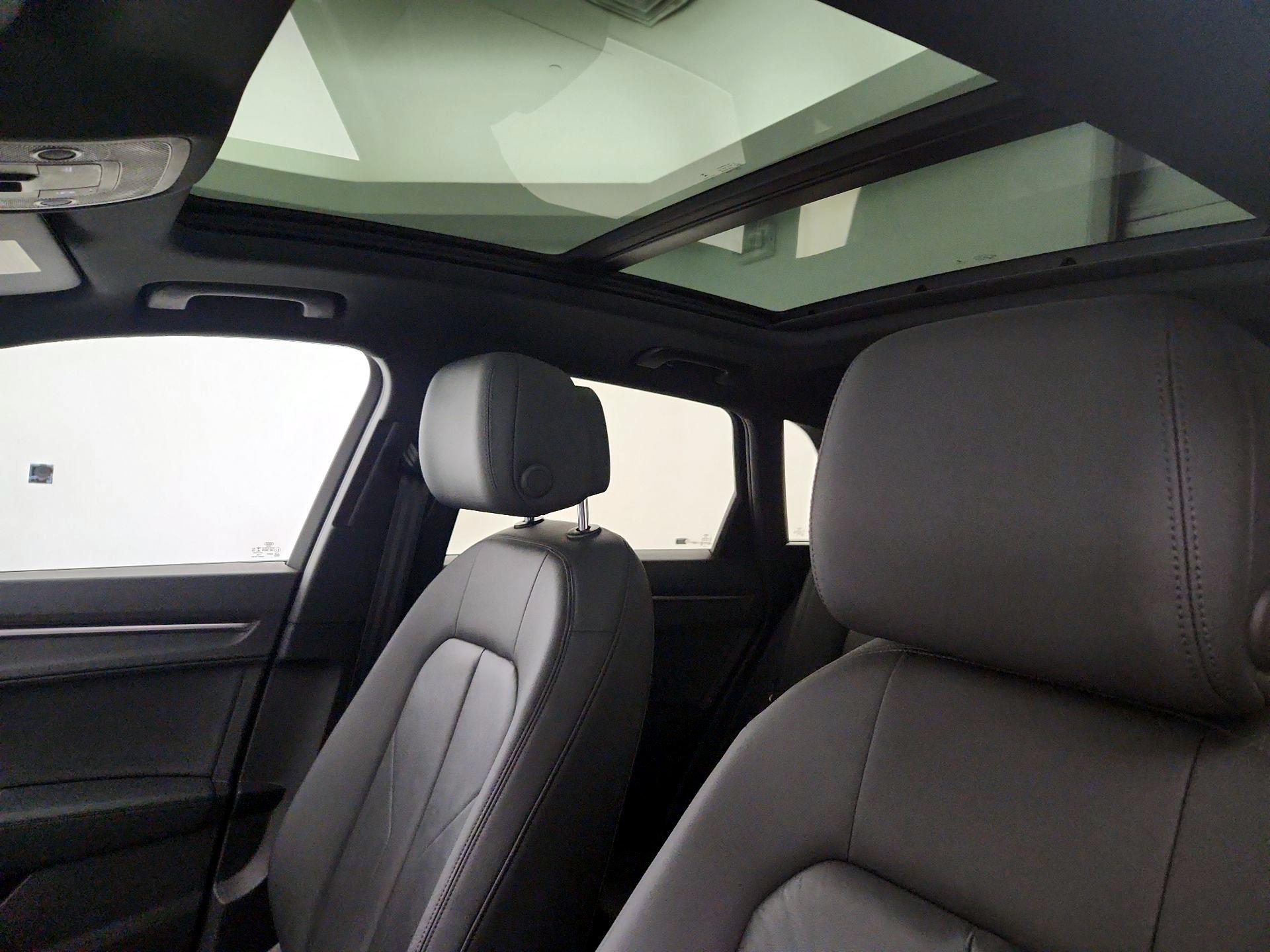 Thumbnail: 2020 Audi Q3 - 19