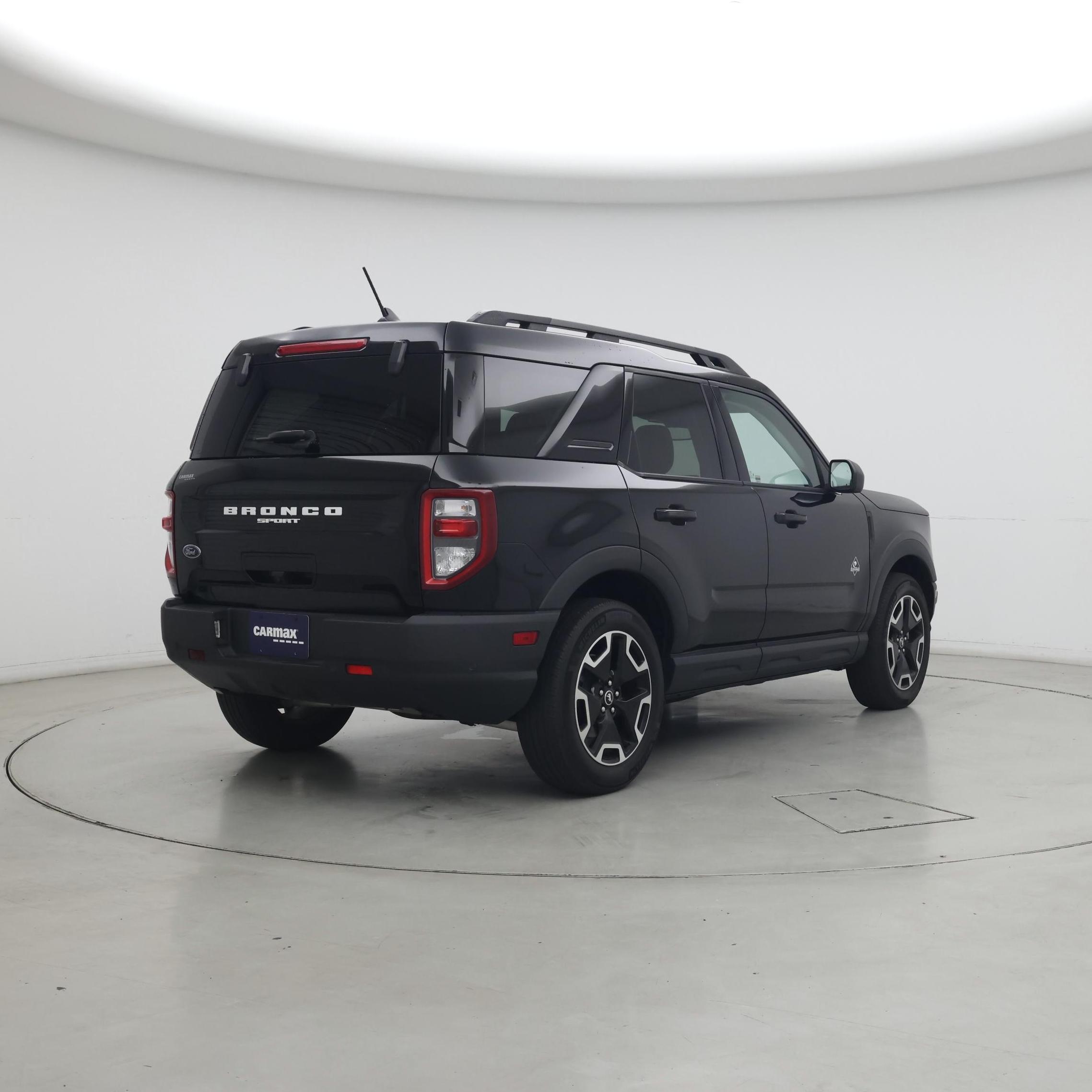 Thumbnail: 2023 Ford Bronco Sport - 8