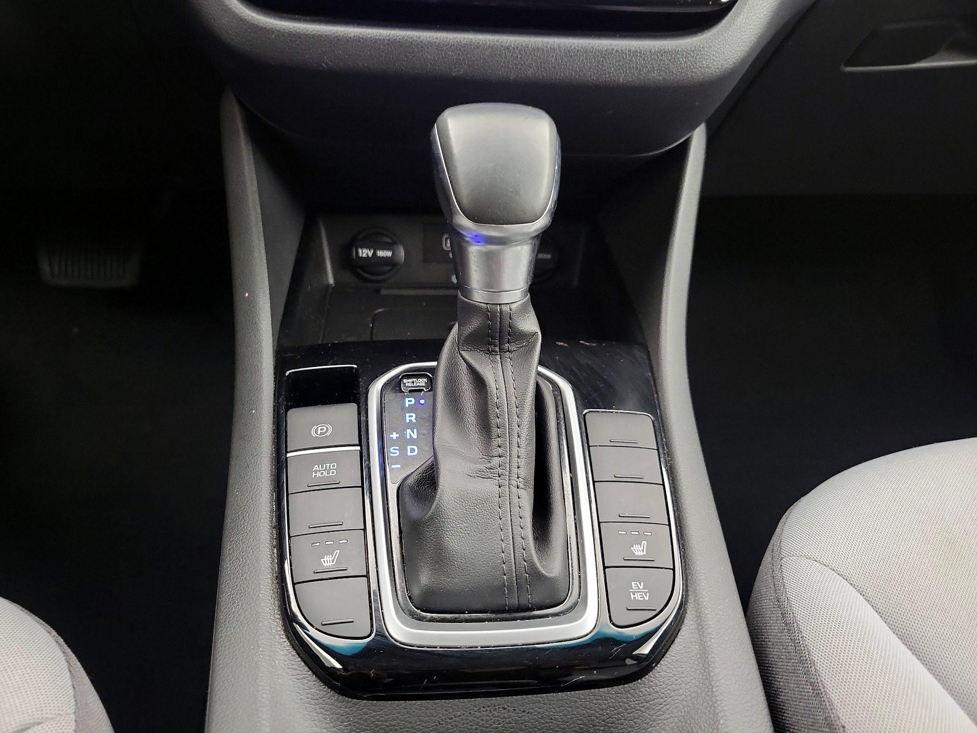 Thumbnail: 2022 Hyundai Ioniq - 17