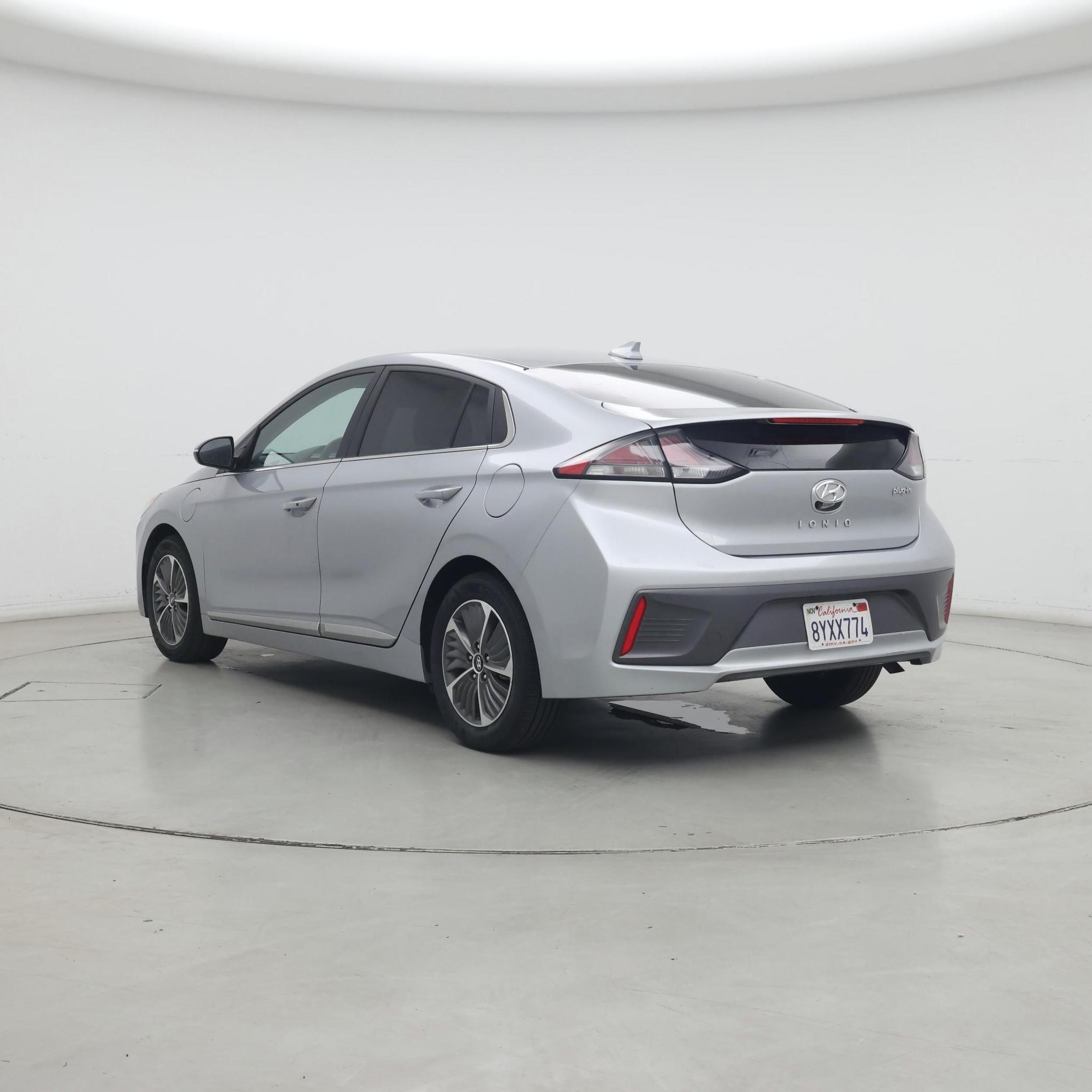 Thumbnail: 2022 Hyundai Ioniq - 2