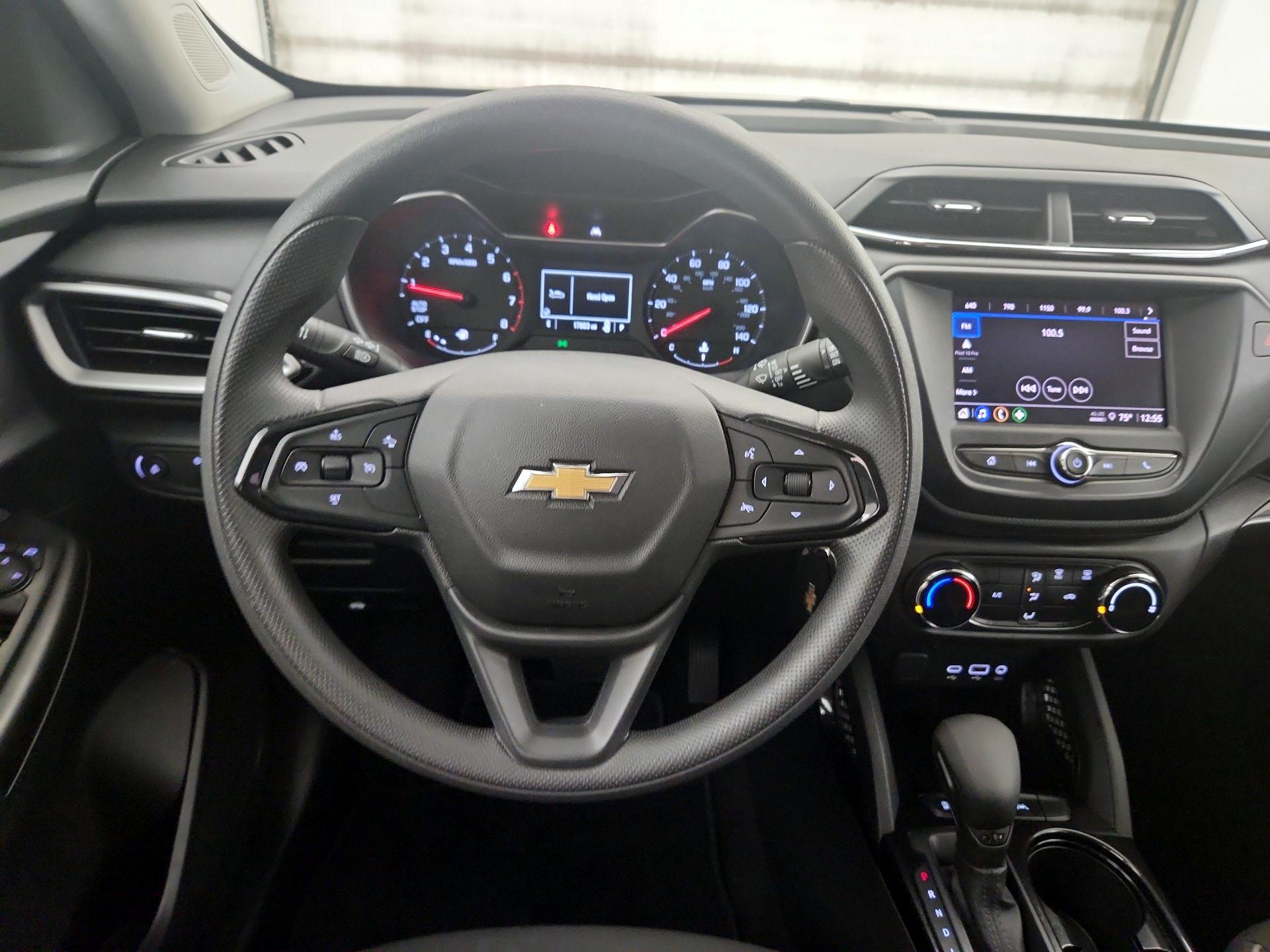 Thumbnail: 2023 Chevrolet TrailBlazer - 10