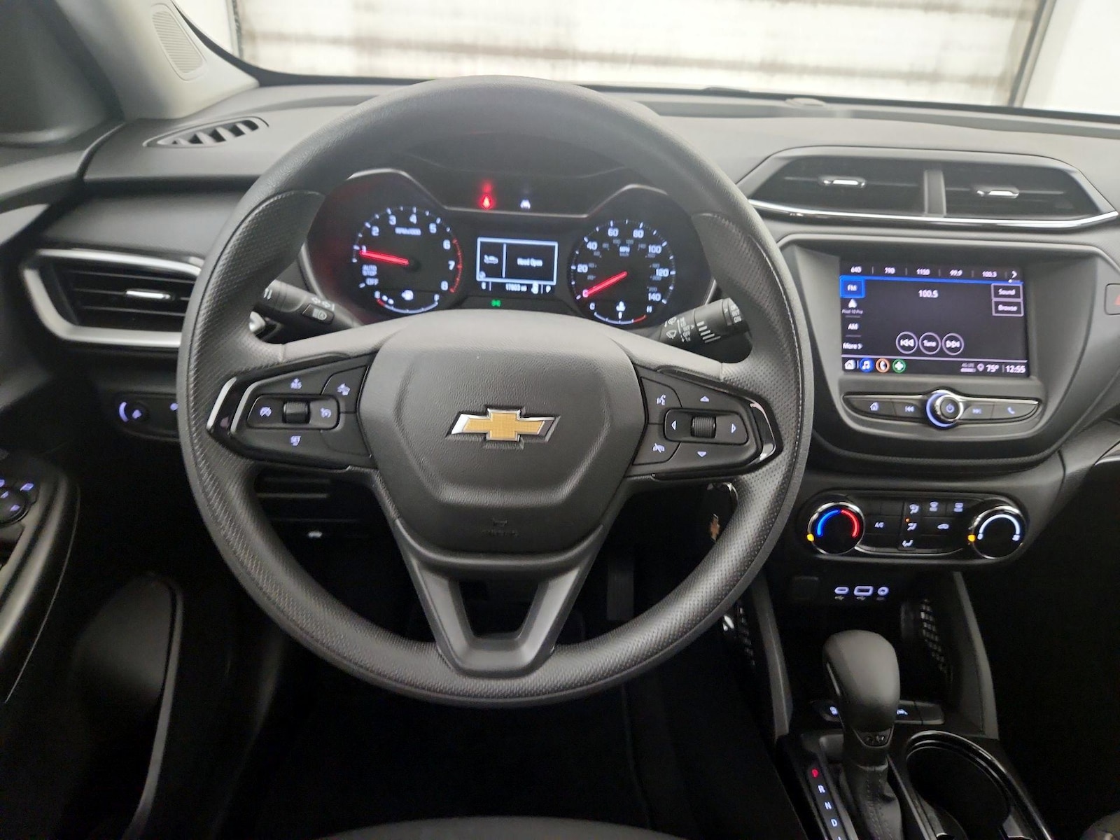 2023 Chevrolet TrailBlazer LS - Photo 11
