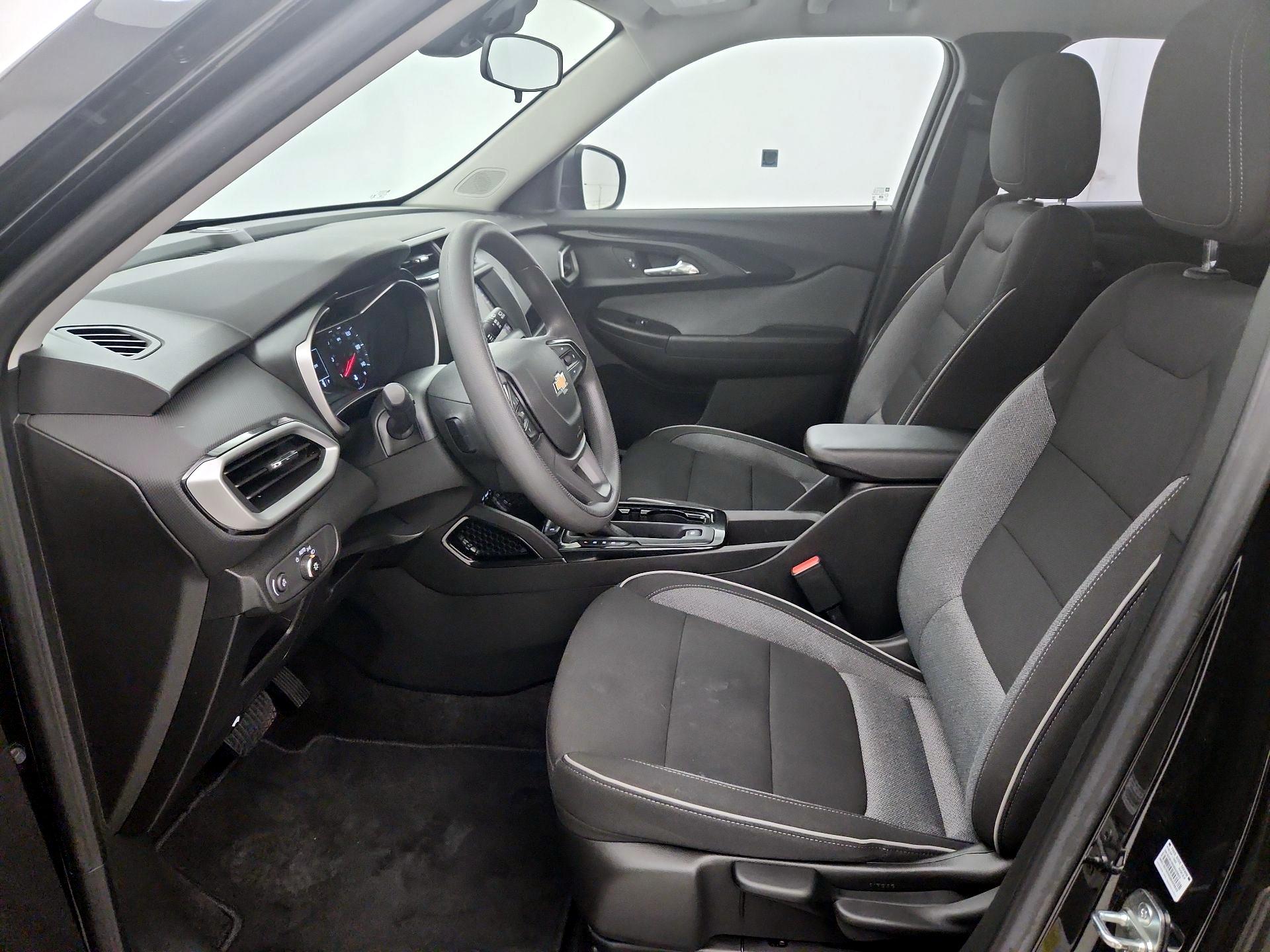 Thumbnail: 2023 Chevrolet TrailBlazer - 11