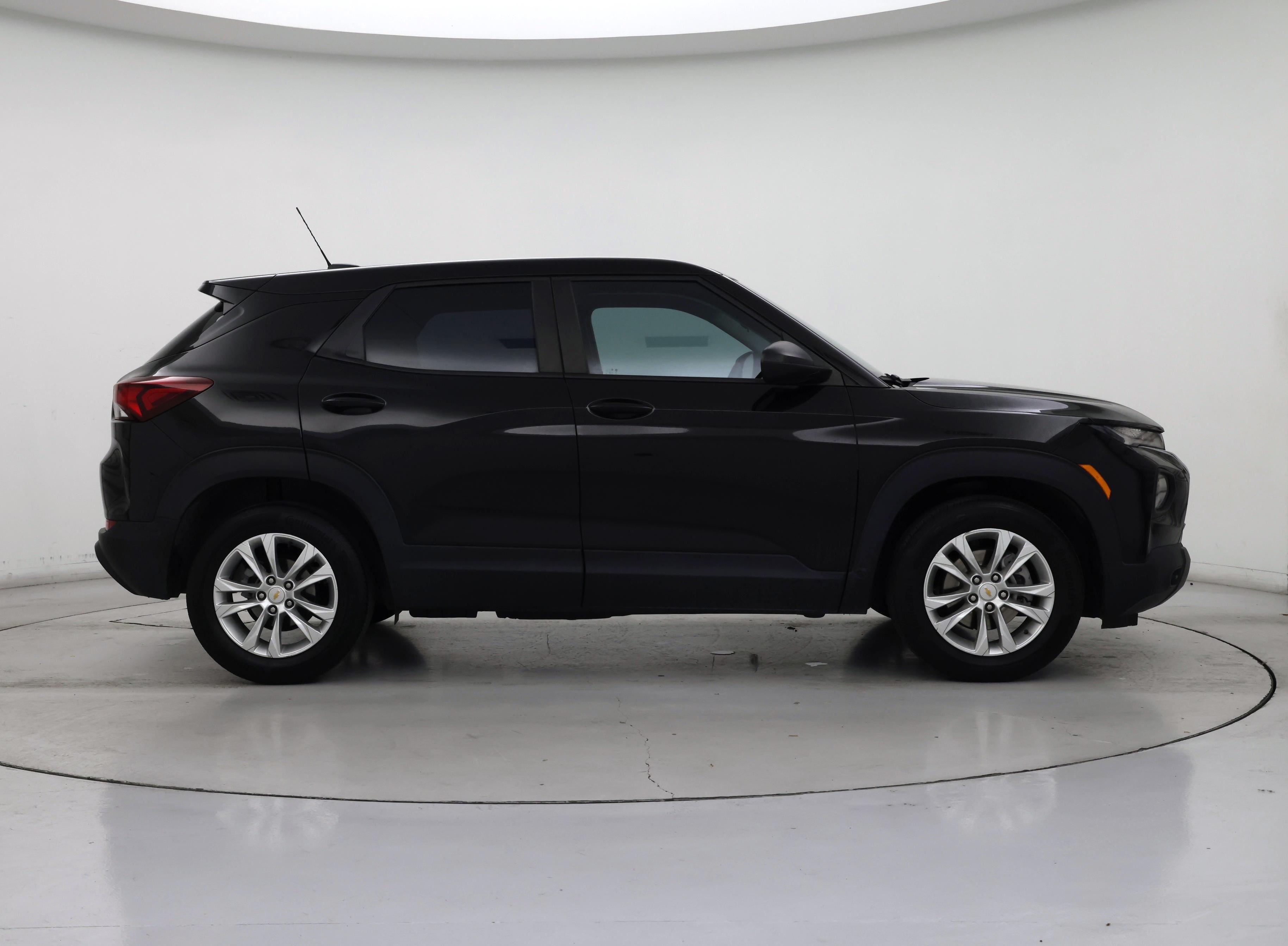 Thumbnail: 2023 Chevrolet TrailBlazer - 7