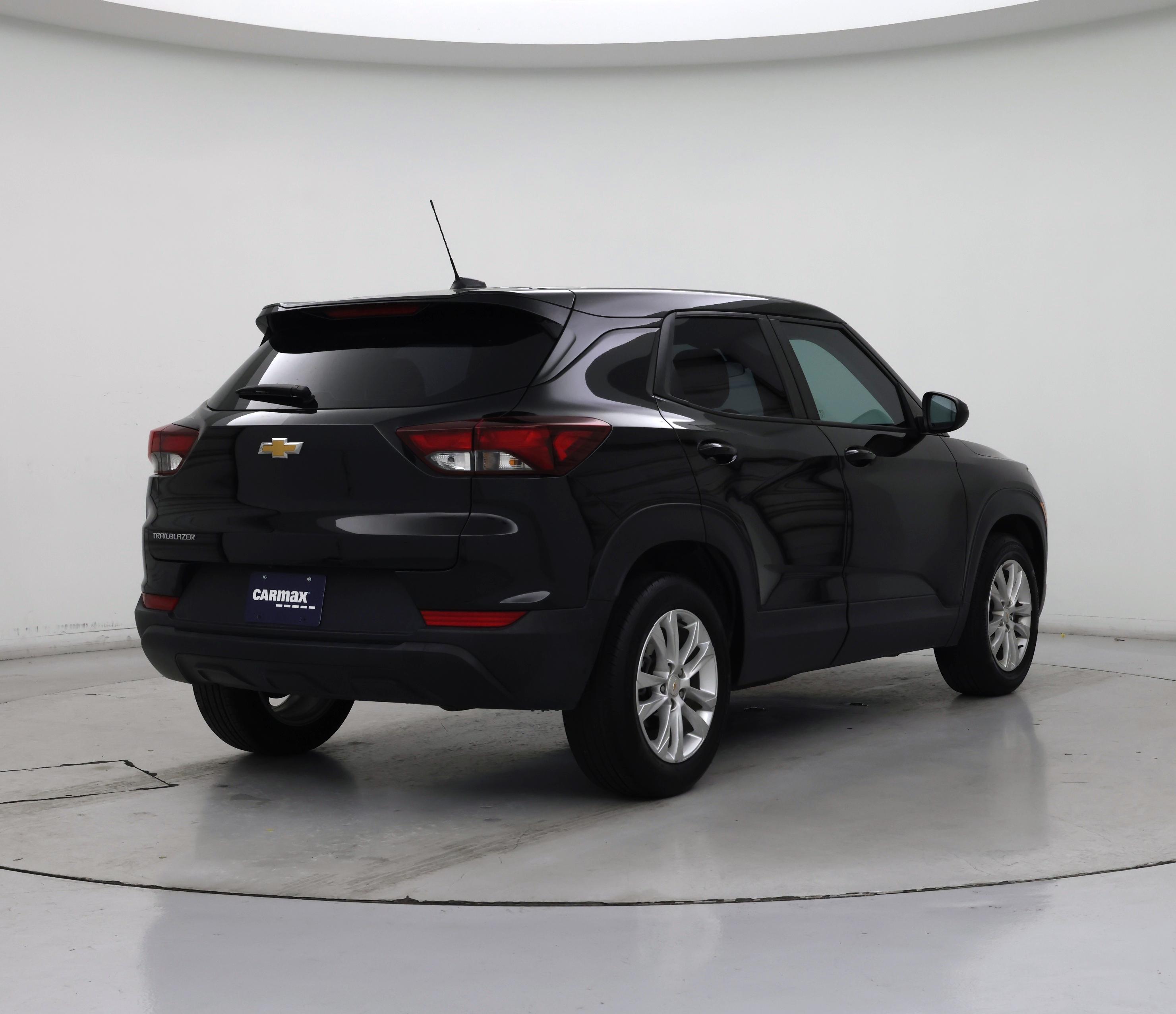 Thumbnail: 2023 Chevrolet TrailBlazer - 8