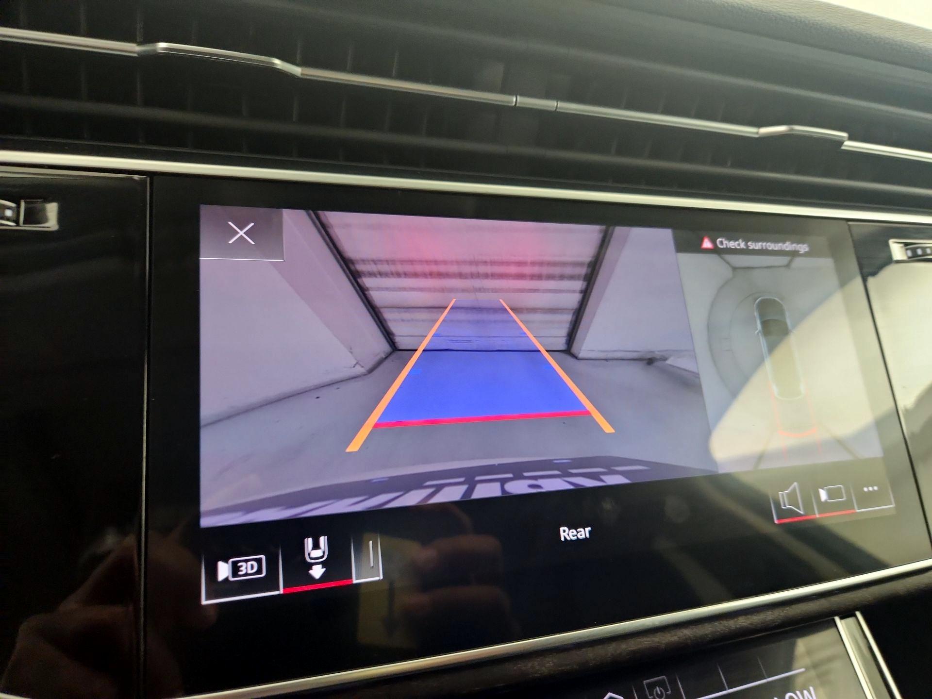 Thumbnail: 2022 Audi Q7 - 15