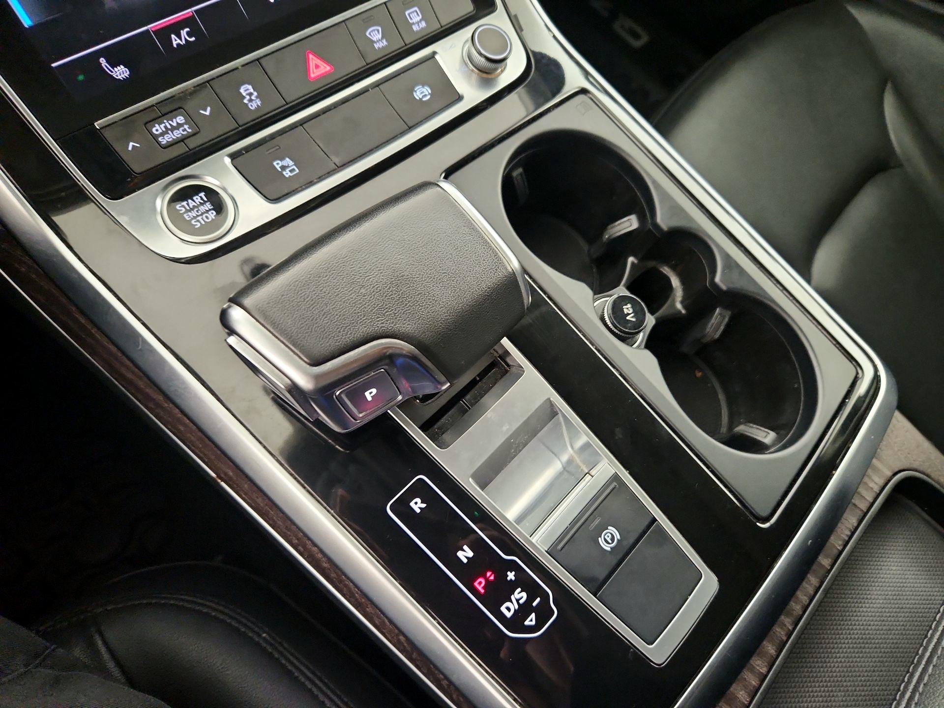 Thumbnail: 2022 Audi Q7 - 18
