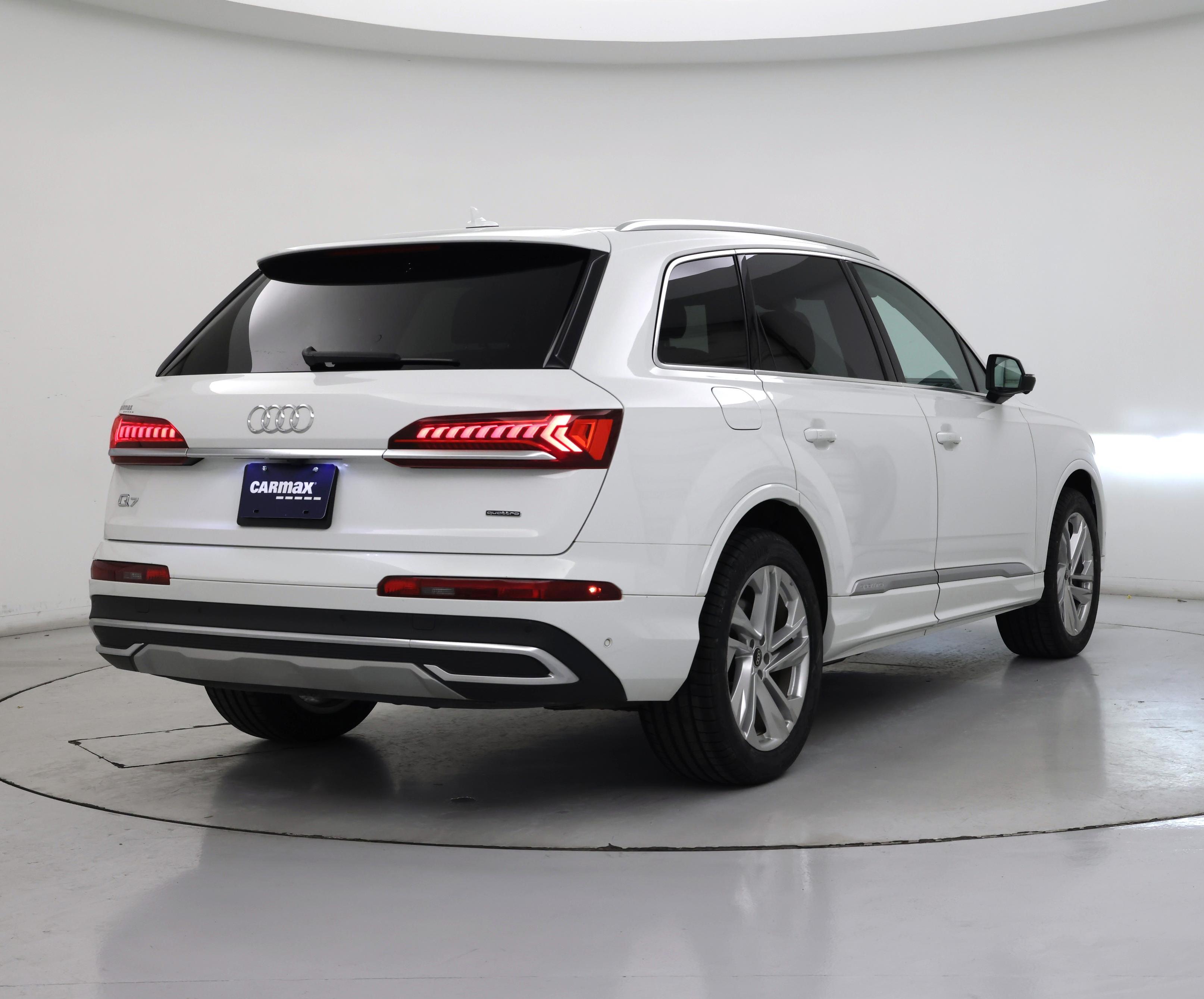 Thumbnail: 2022 Audi Q7 - 8