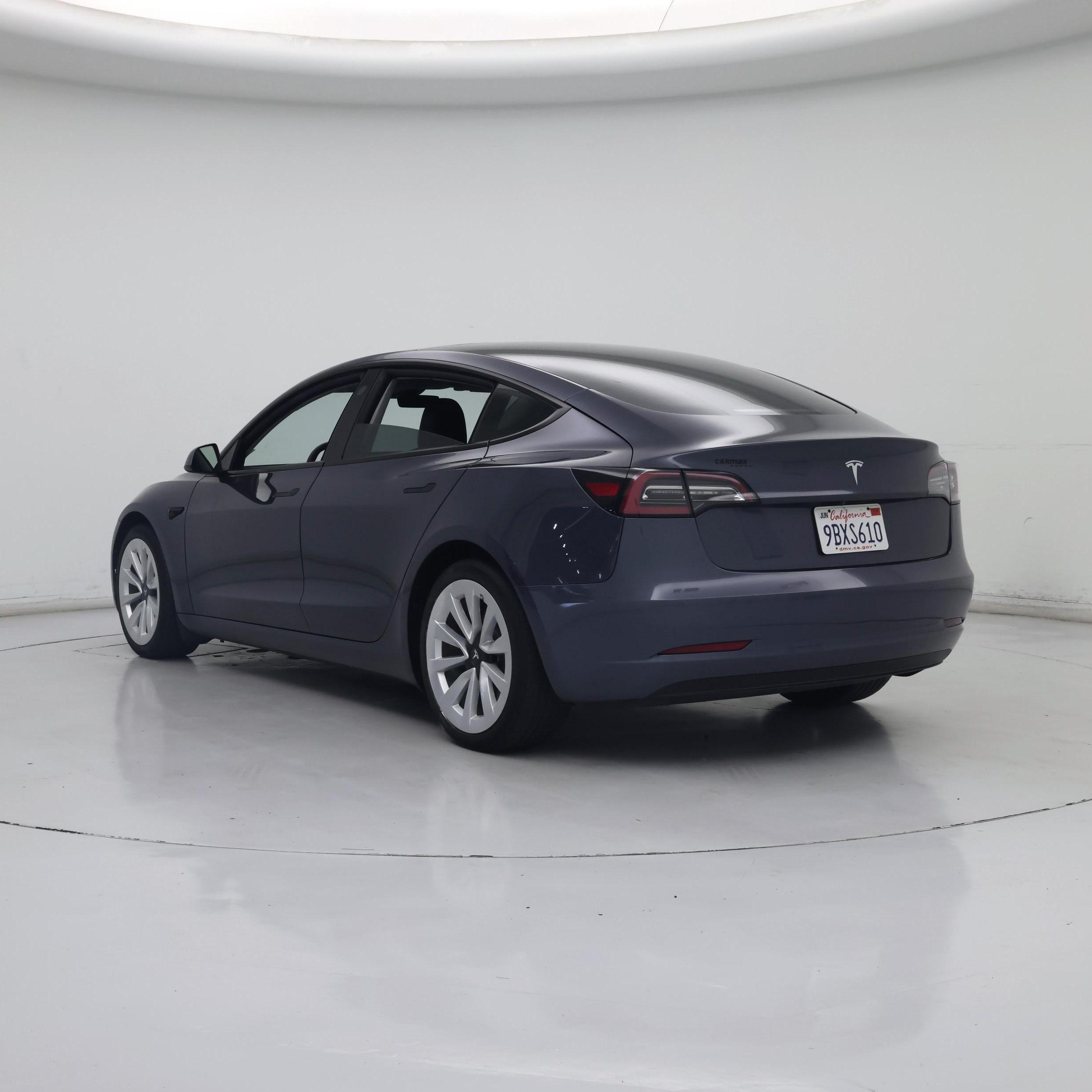Thumbnail: 2022 Tesla Model 3 - 2