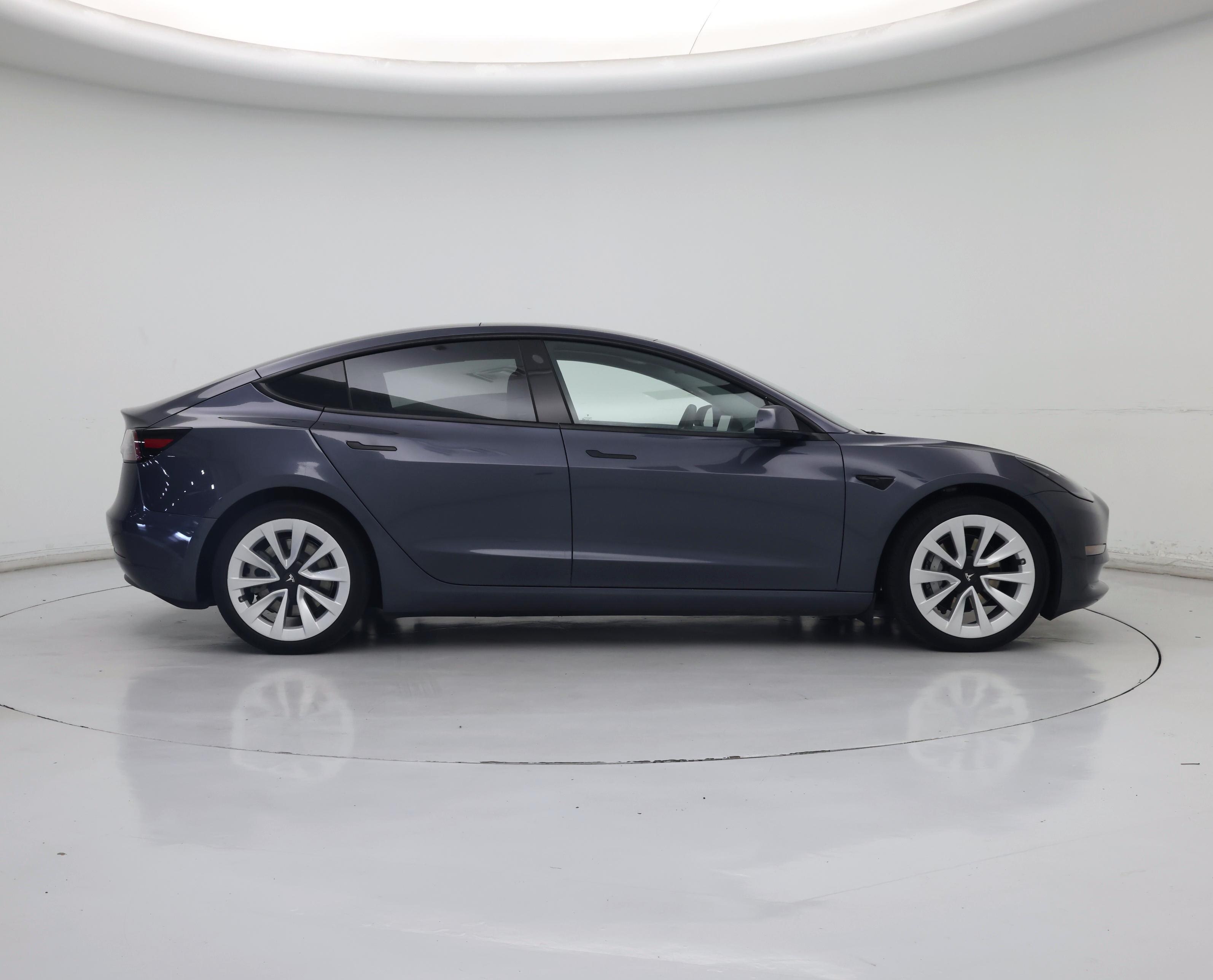 Thumbnail: 2022 Tesla Model 3 - 7