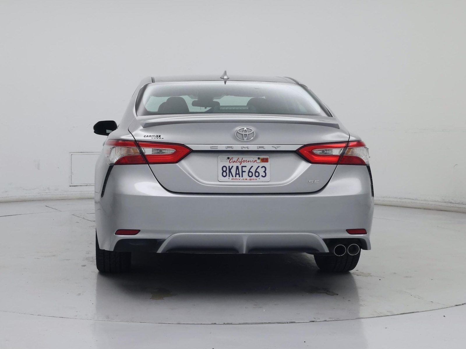 2019 Toyota Camry SE - Photo 7