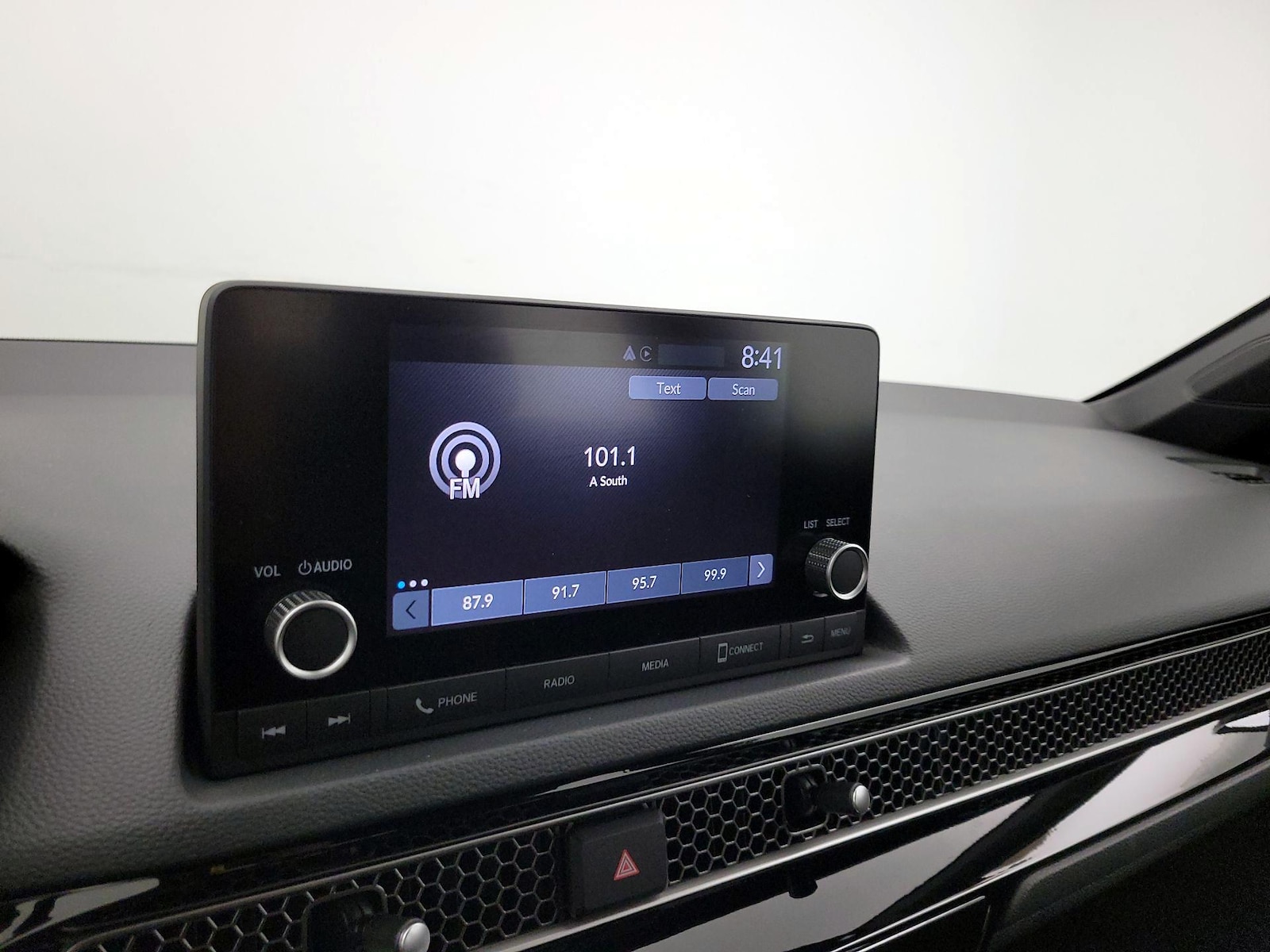 2025 Honda Civic Sport - Photo 15