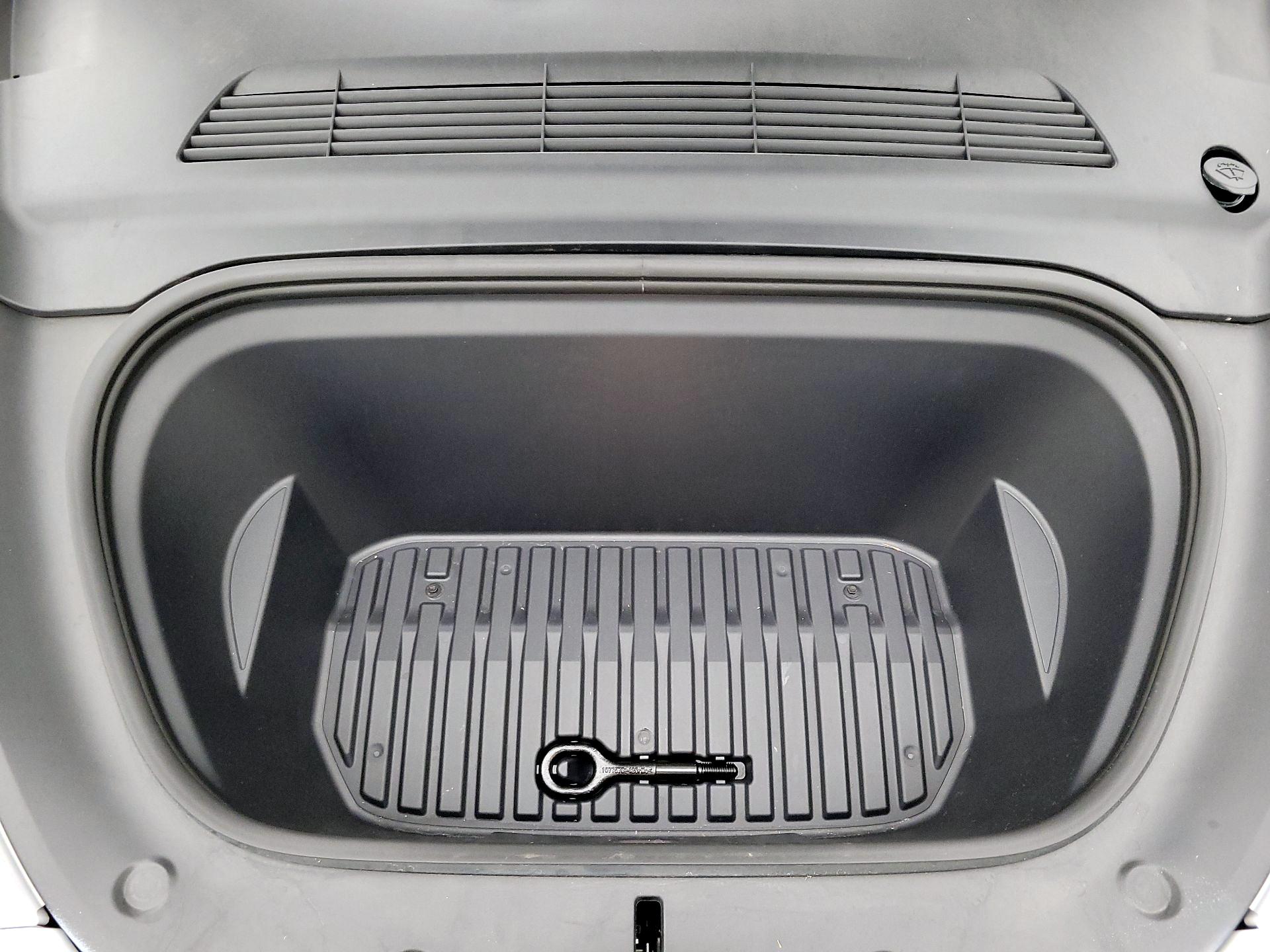 Thumbnail: 2024 Tesla Model Y - 20