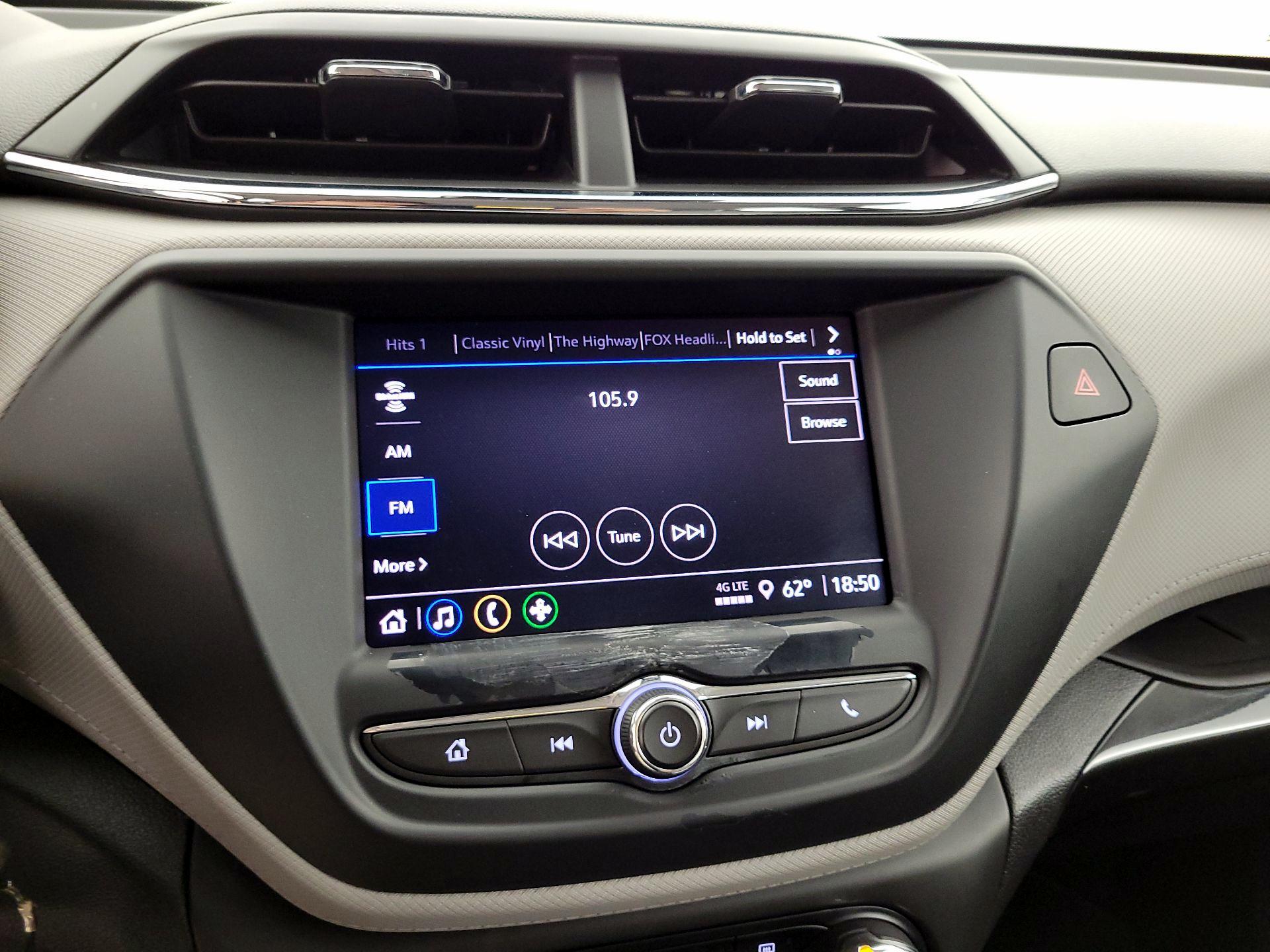 Thumbnail: 2022 Chevrolet TrailBlazer - 15