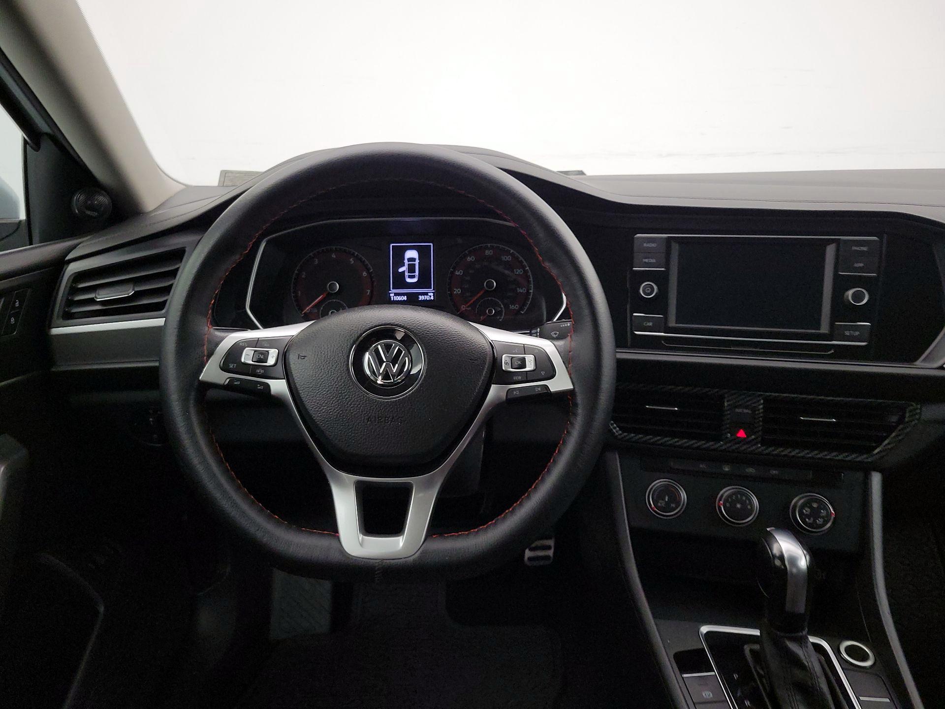Thumbnail: 2019 Volkswagen Jetta - 10