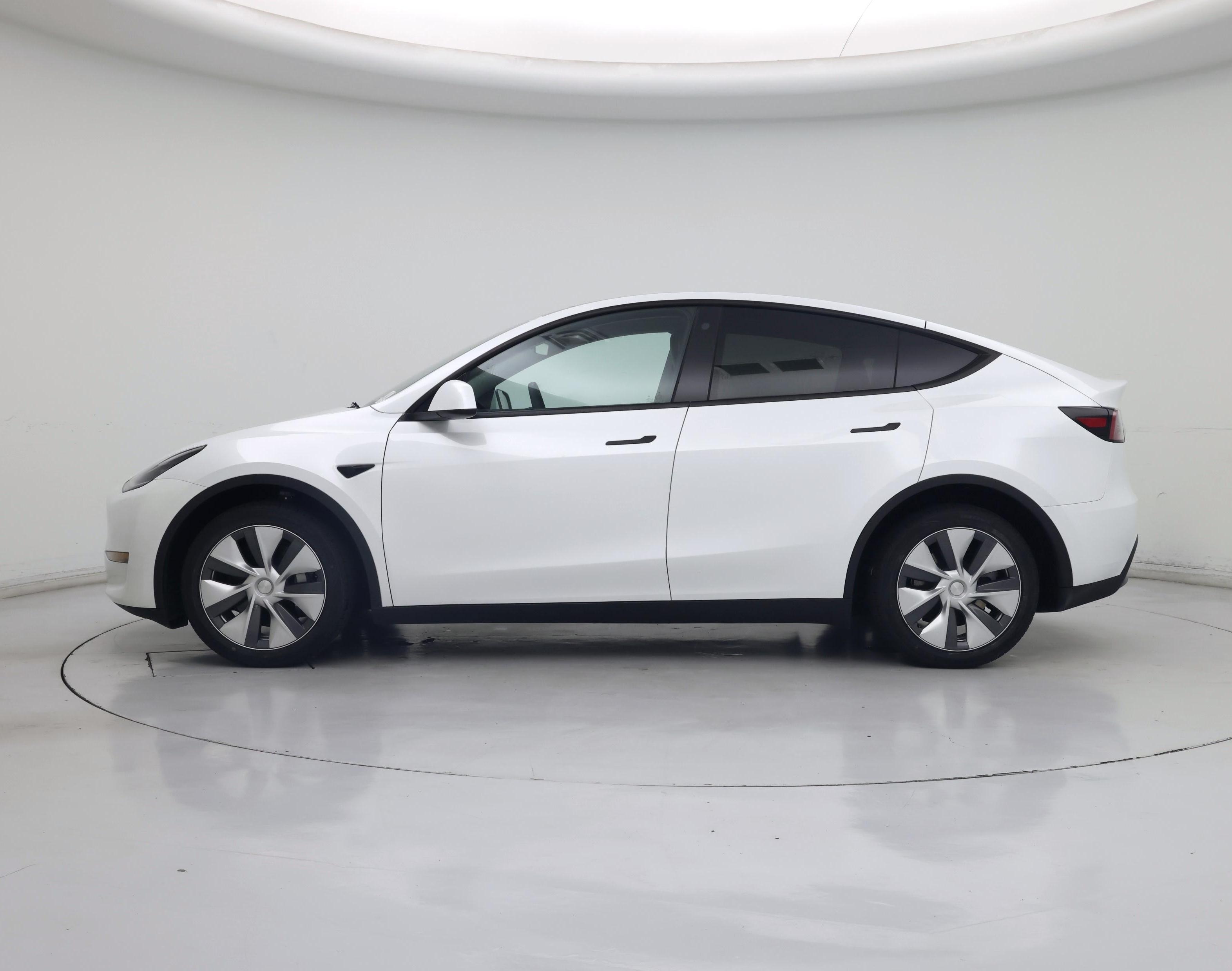Thumbnail: 2023 Tesla Model Y - 3