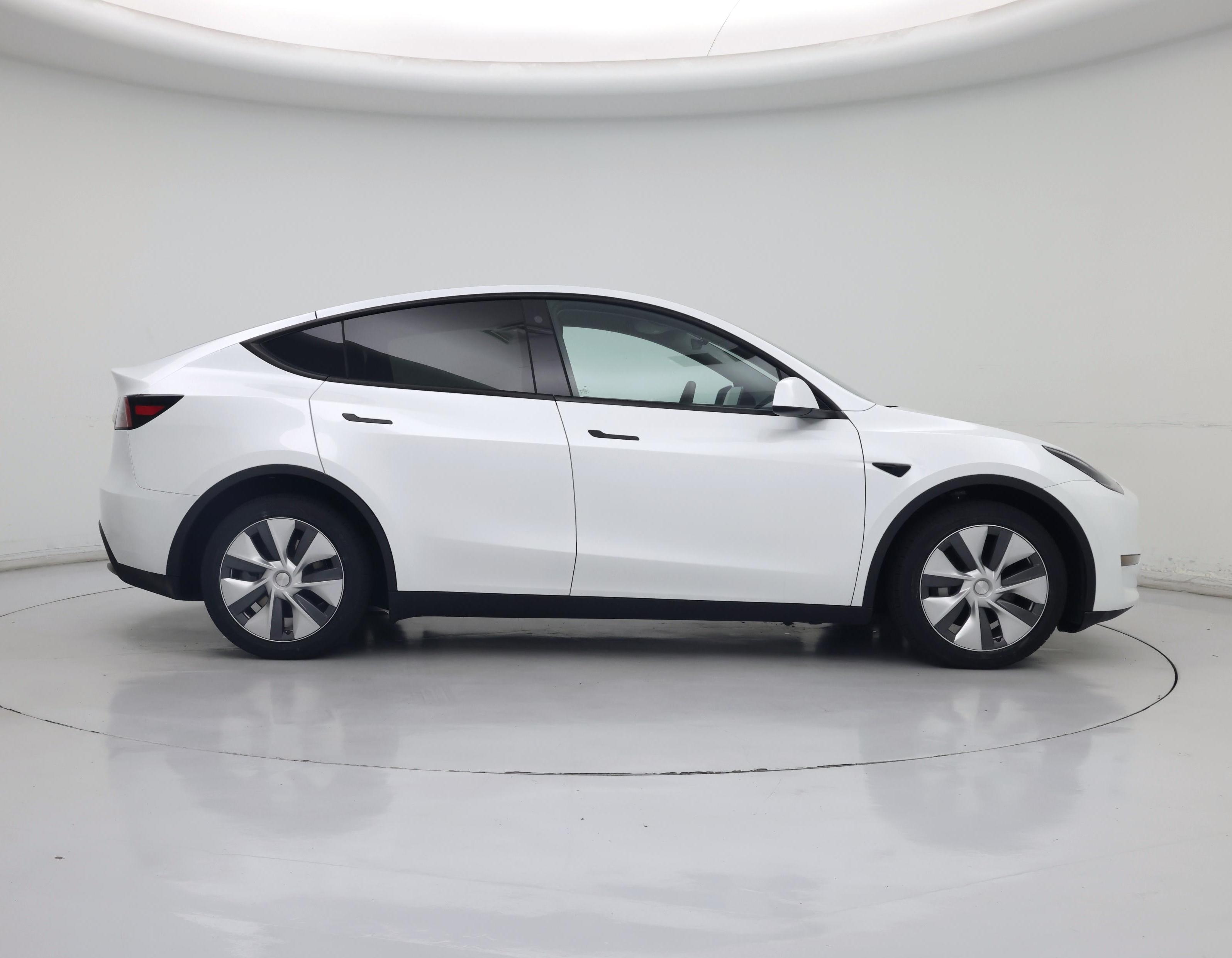 Thumbnail: 2023 Tesla Model Y - 7
