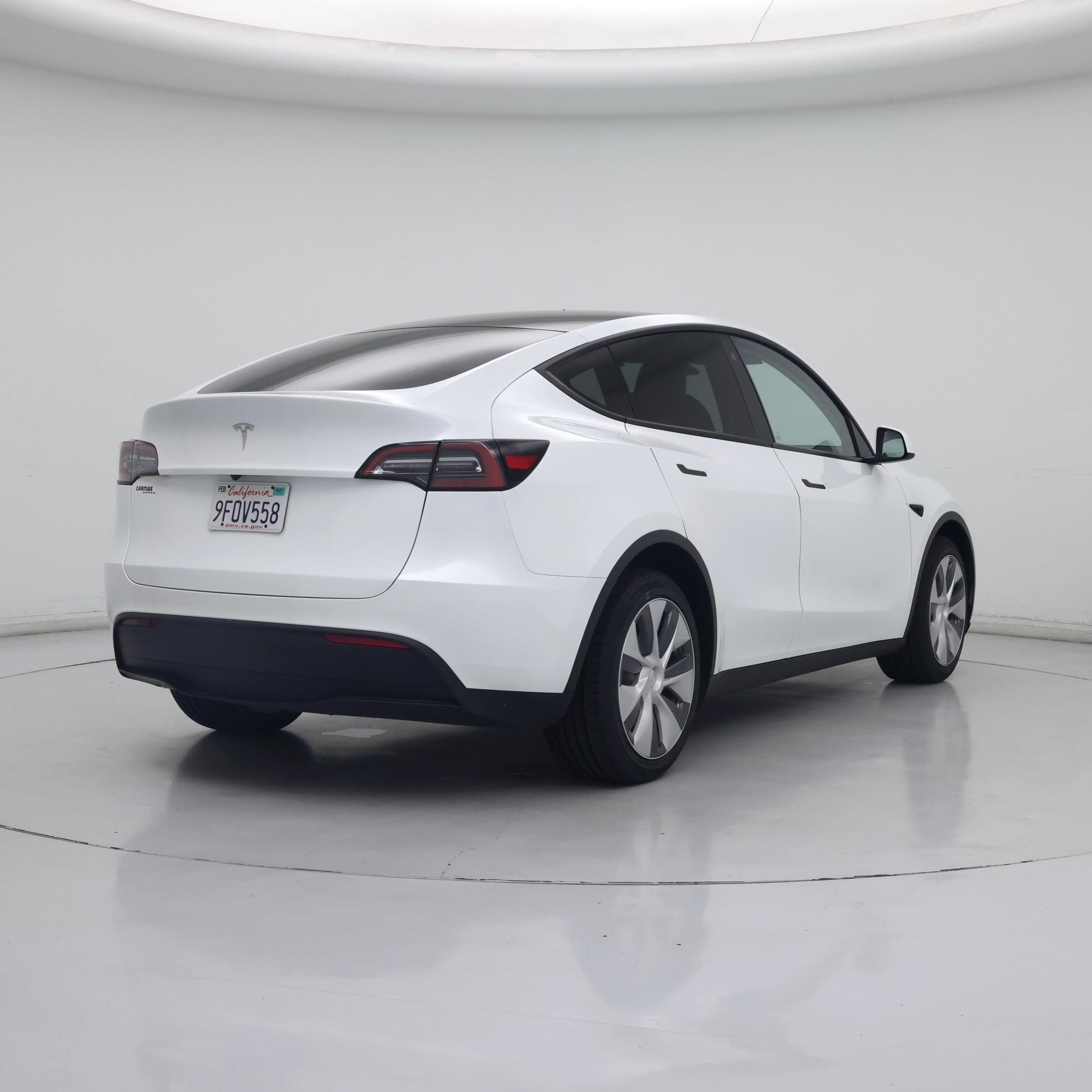 Thumbnail: 2023 Tesla Model Y - 8