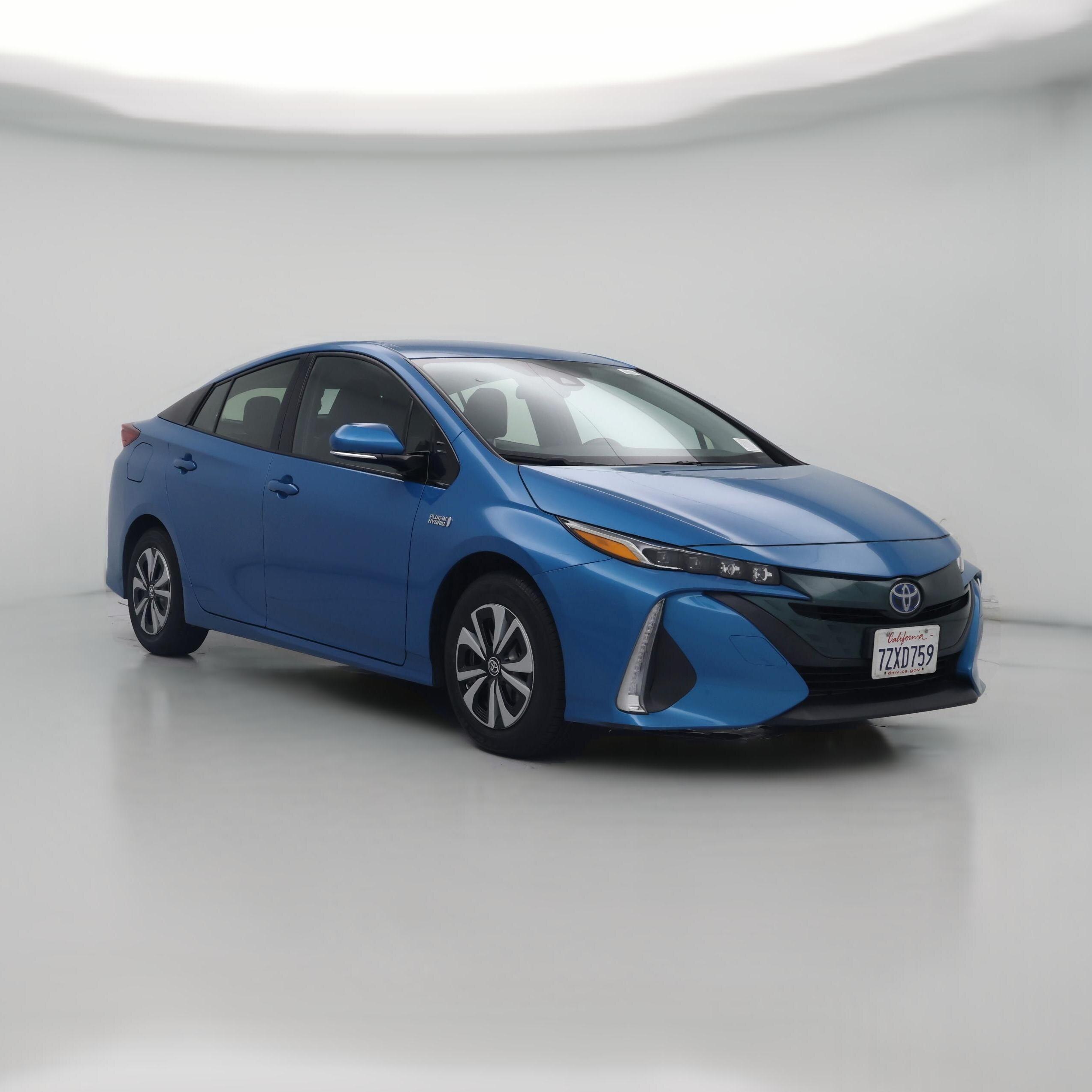 Thumbnail: 2017 Toyota Prius Prime - 1