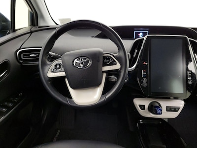 Steering Wheel & Instrument Cluster (On)