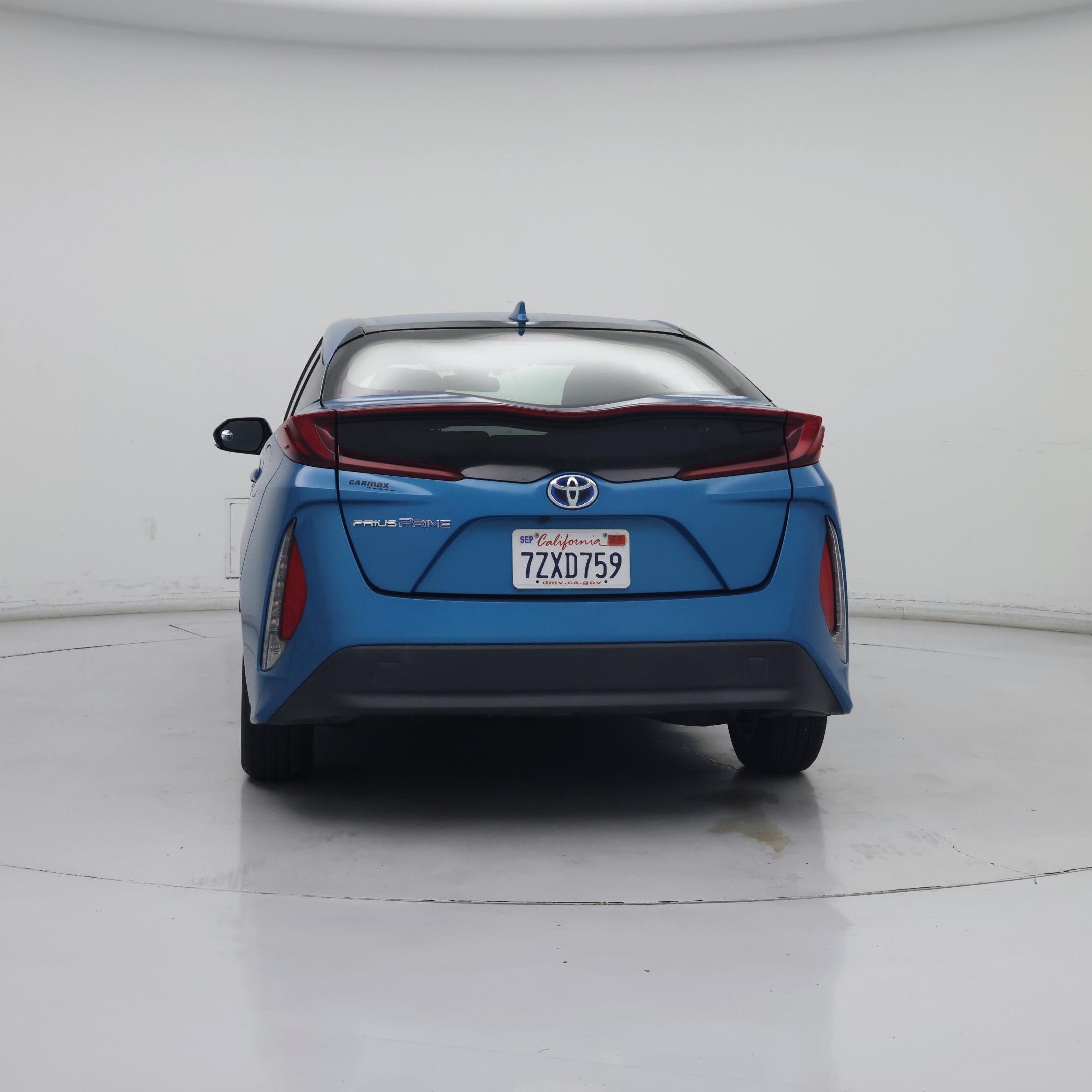 Thumbnail: 2017 Toyota Prius Prime - 6
