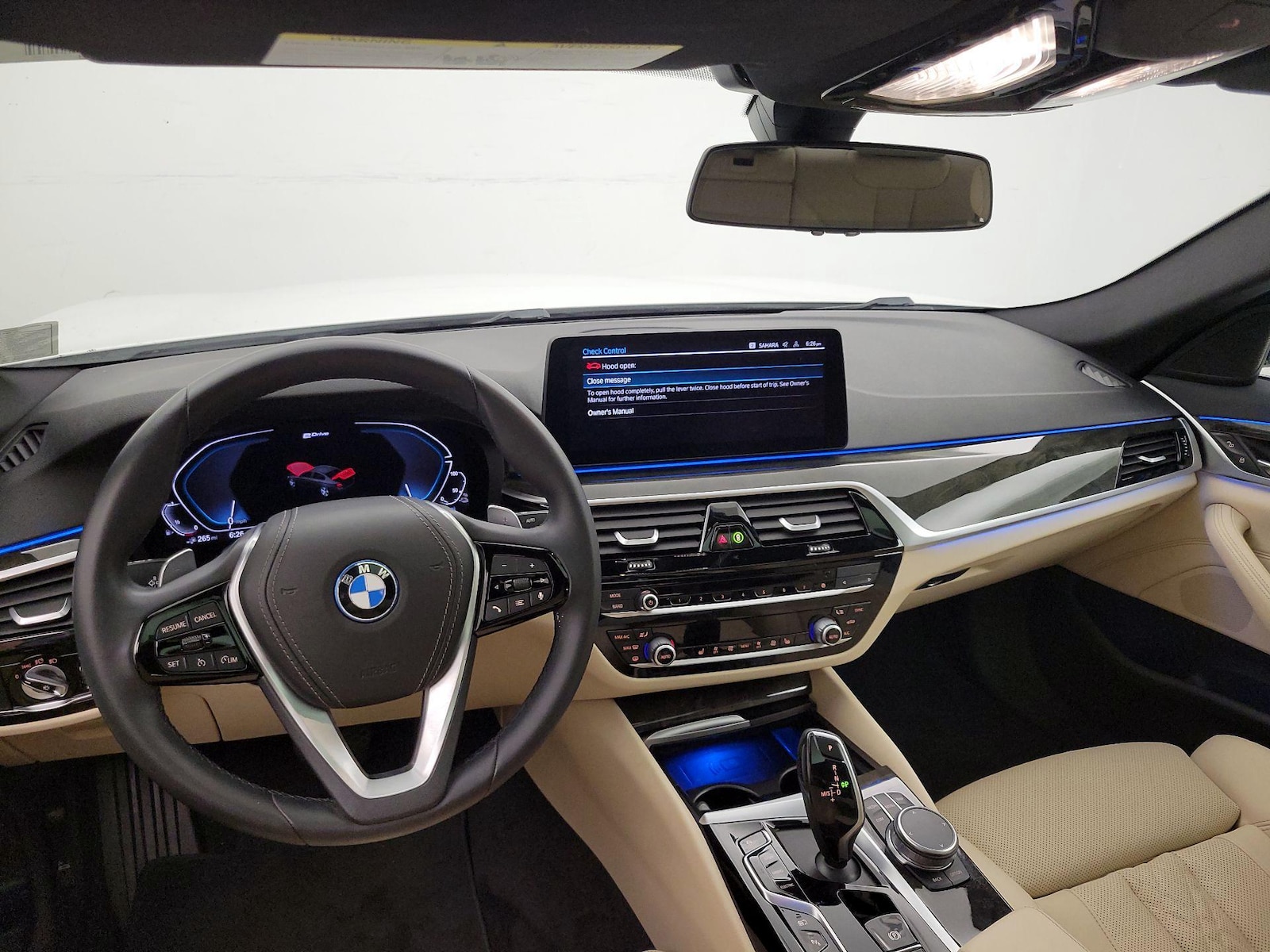 2022 BMW 5 Series 530e - Photo 10
