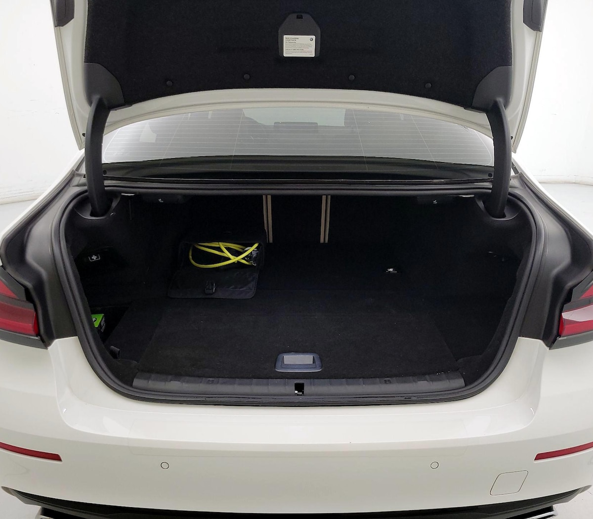 Trunk/Cargo (Seats Up)