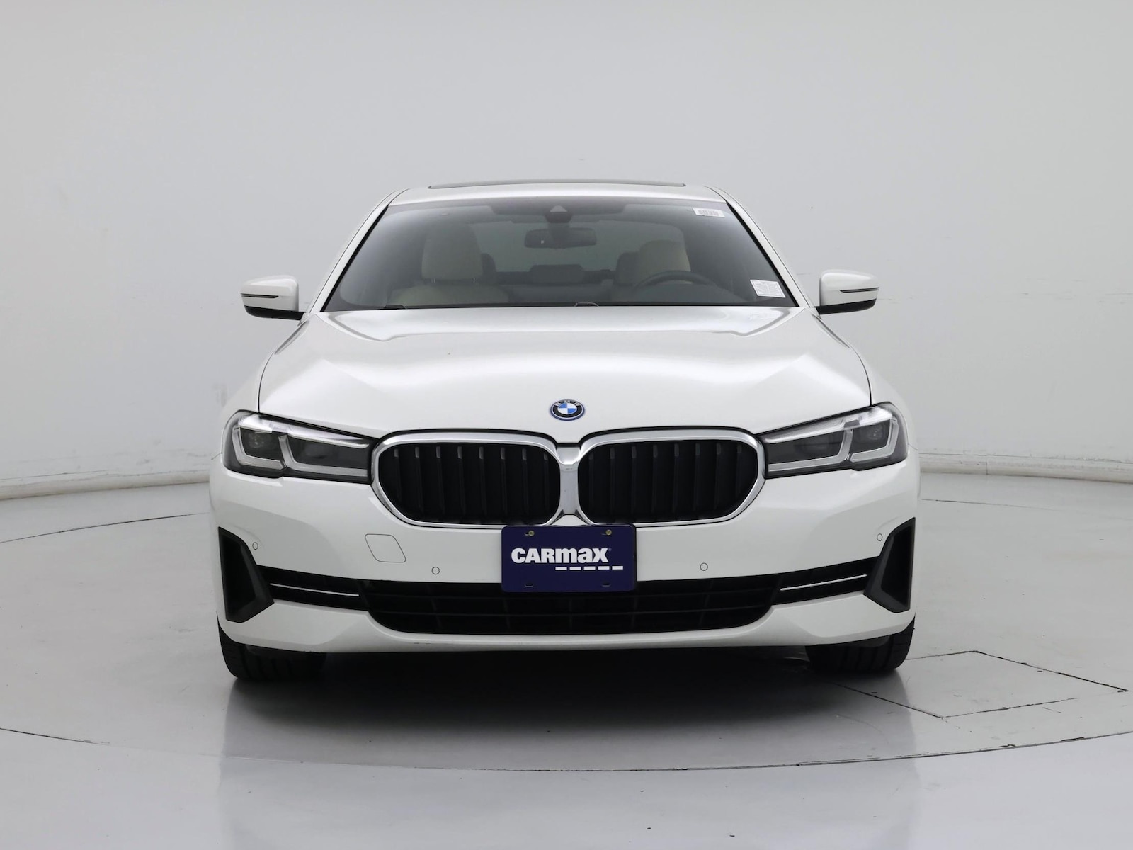 2022 BMW 5 Series 530e - Photo 6