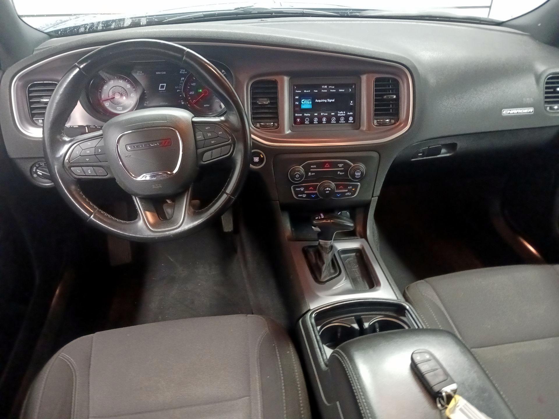 Thumbnail: 2021 Dodge Charger - 9