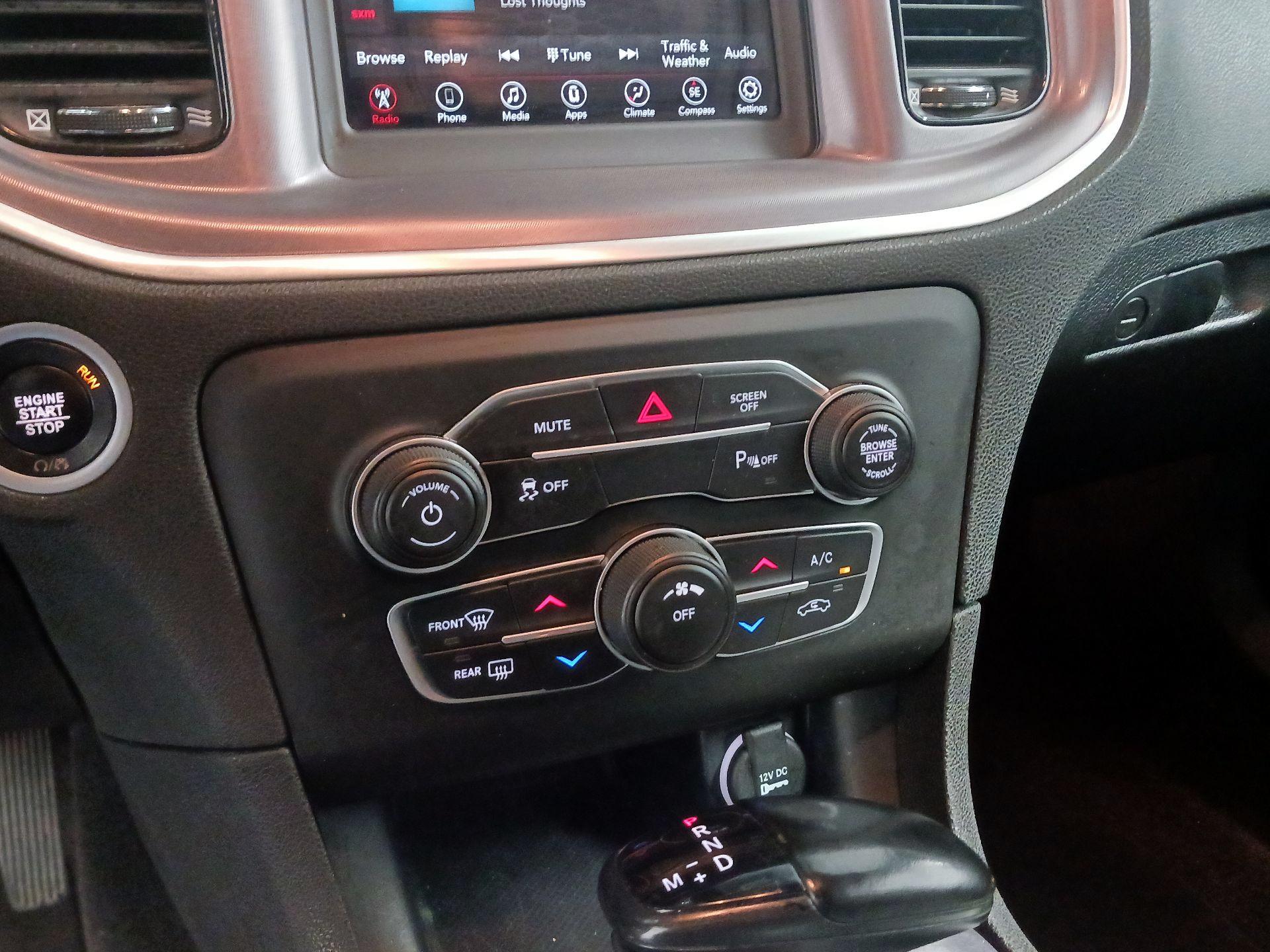 Thumbnail: 2021 Dodge Charger - 14